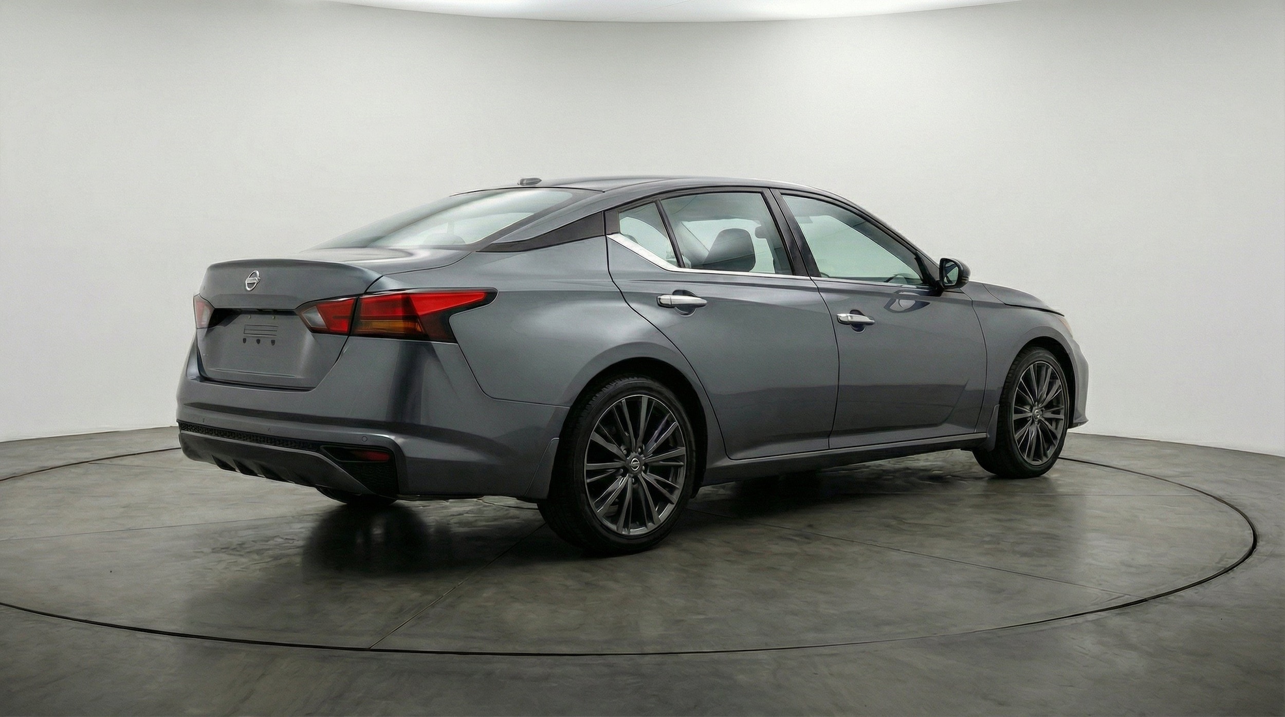 Thumbnail: 2025 Nissan Altima - 9