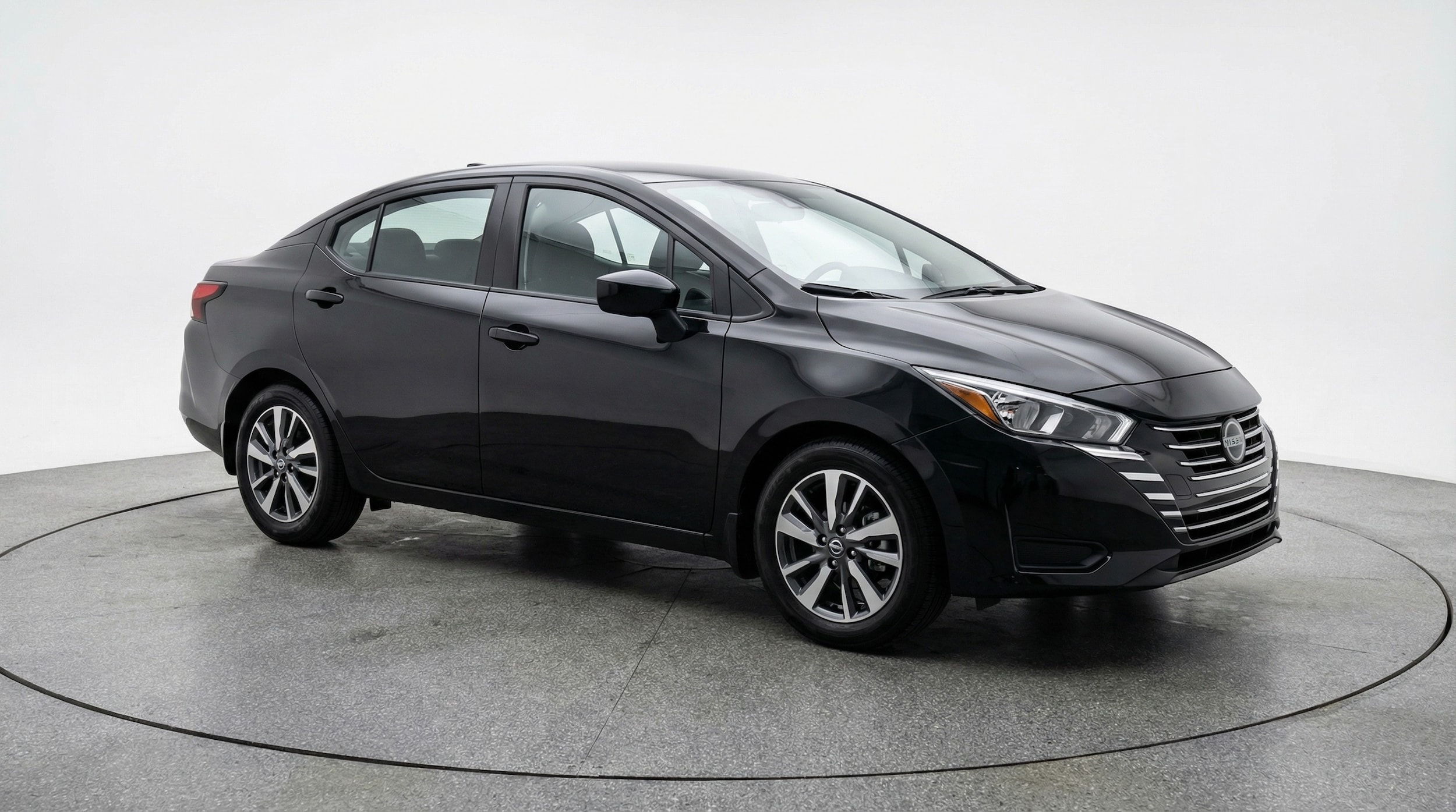 2025 Nissan Versa SV FWD