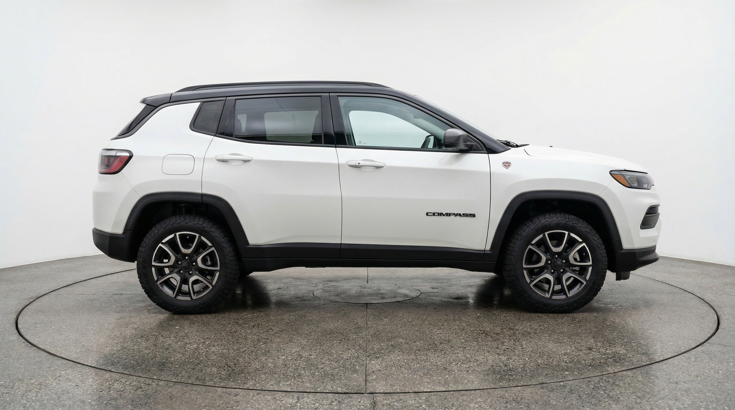 Thumbnail: 2025 Jeep Compass - 11