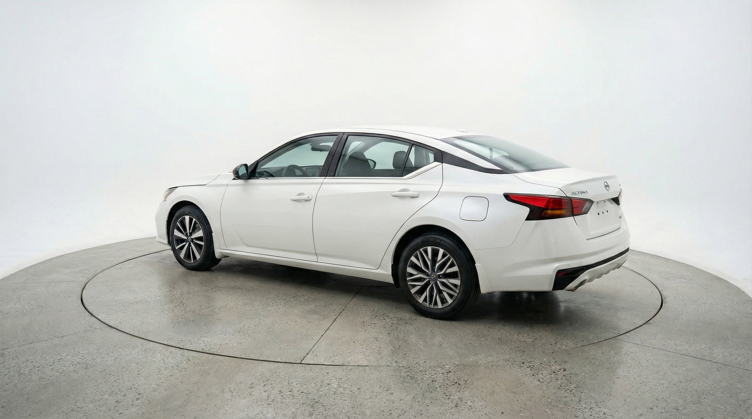 Thumbnail: 2025 Nissan Altima - 6