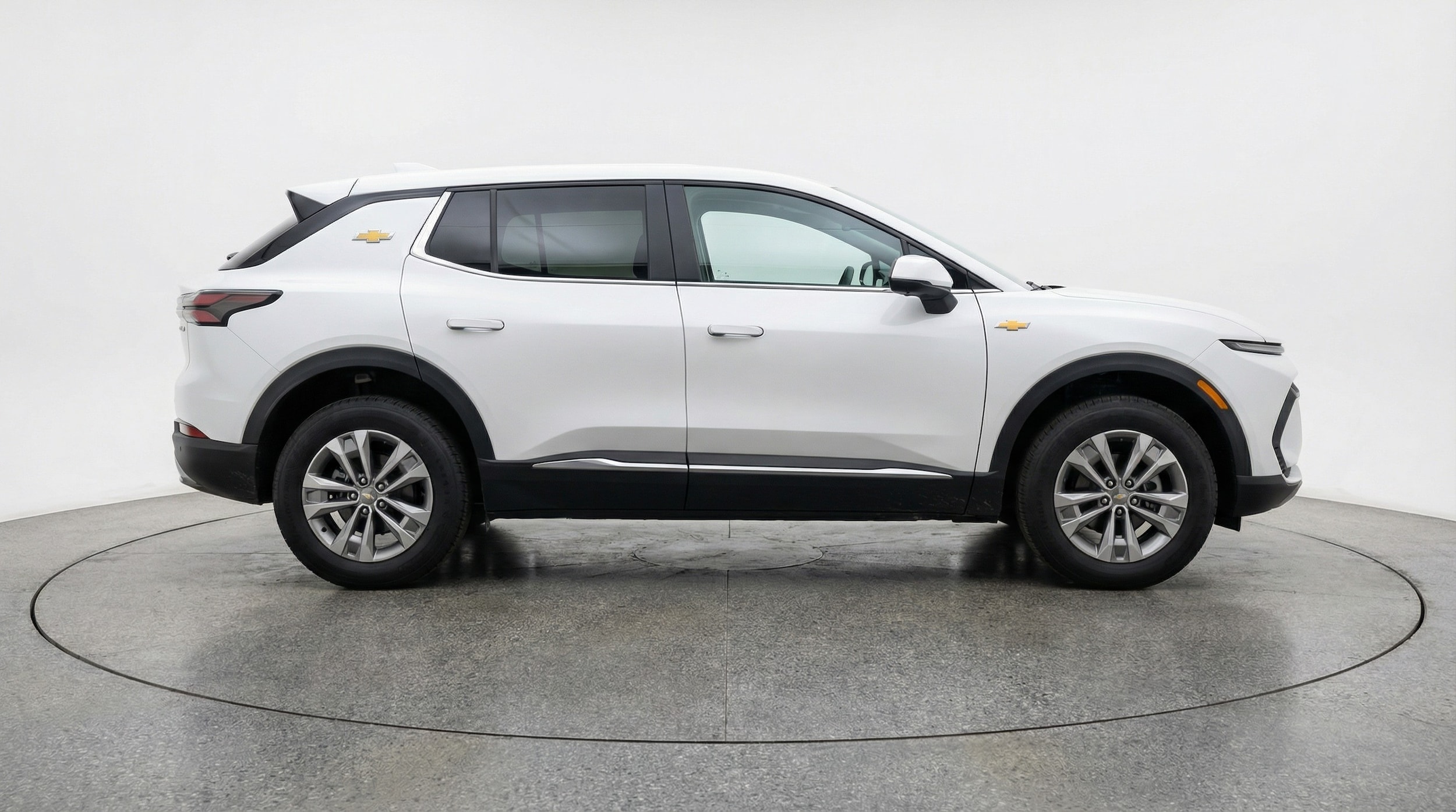 Thumbnail: 2025 Chevrolet Equinox - 8