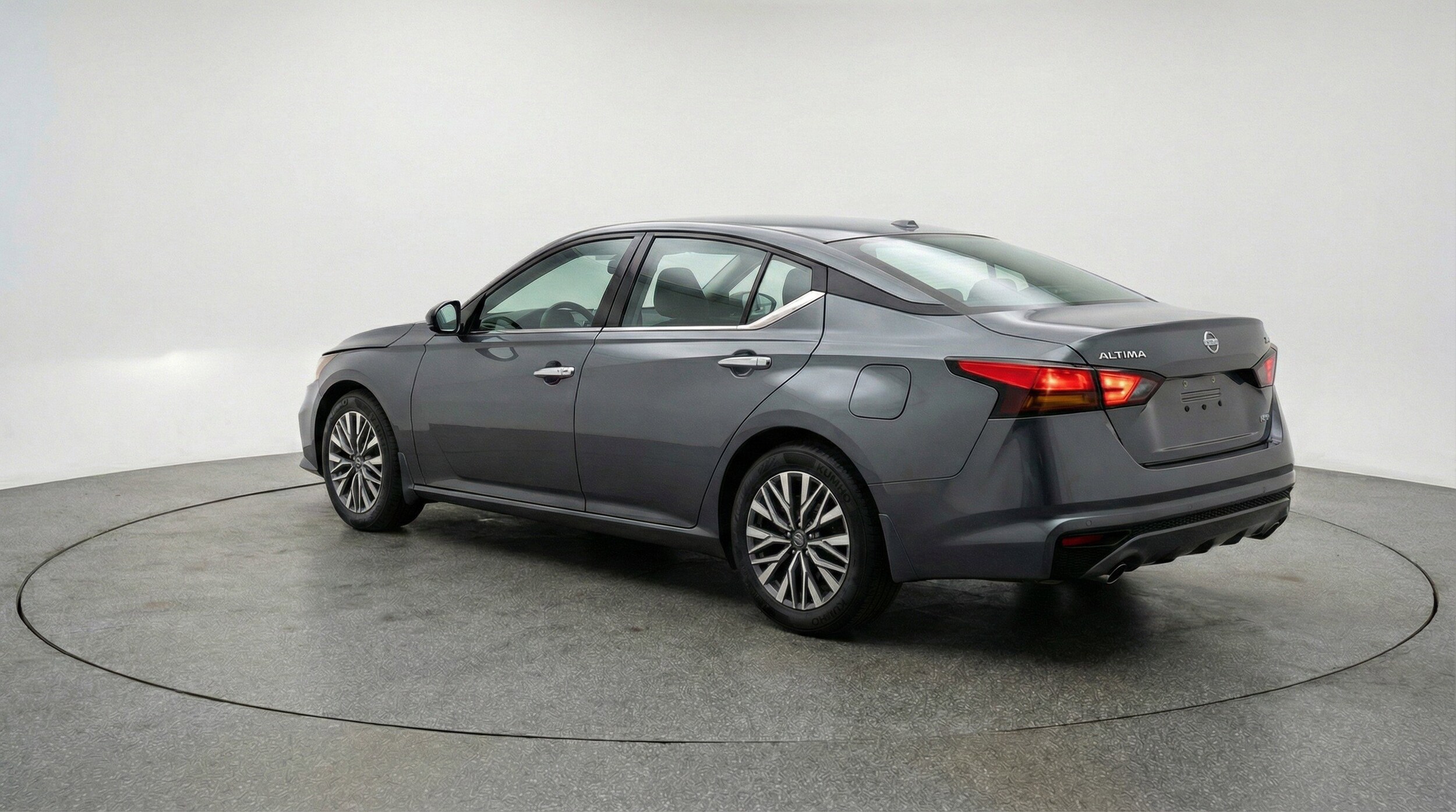 Thumbnail: 2025 Nissan Altima - 6