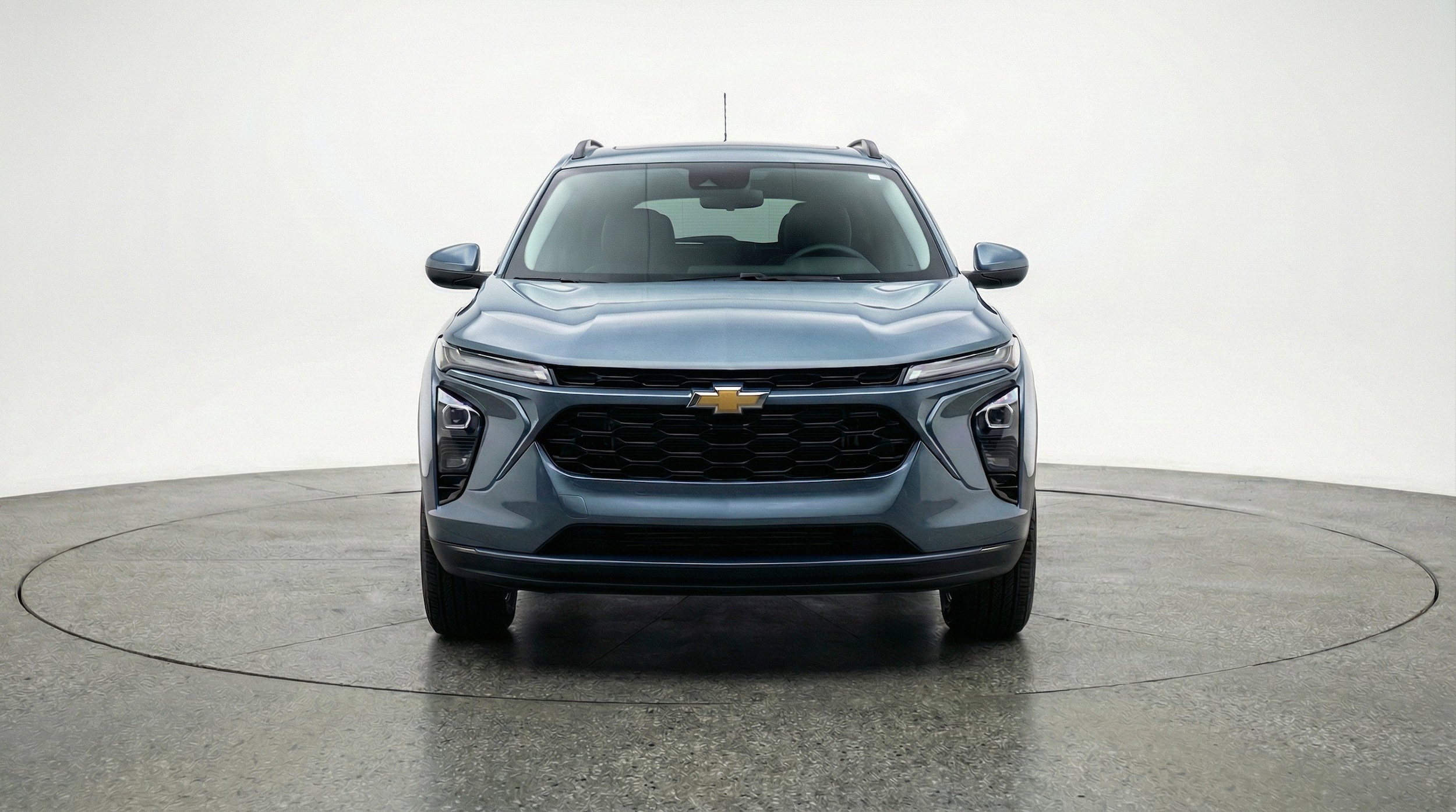 Thumbnail: 2025 Chevrolet Trax - 2