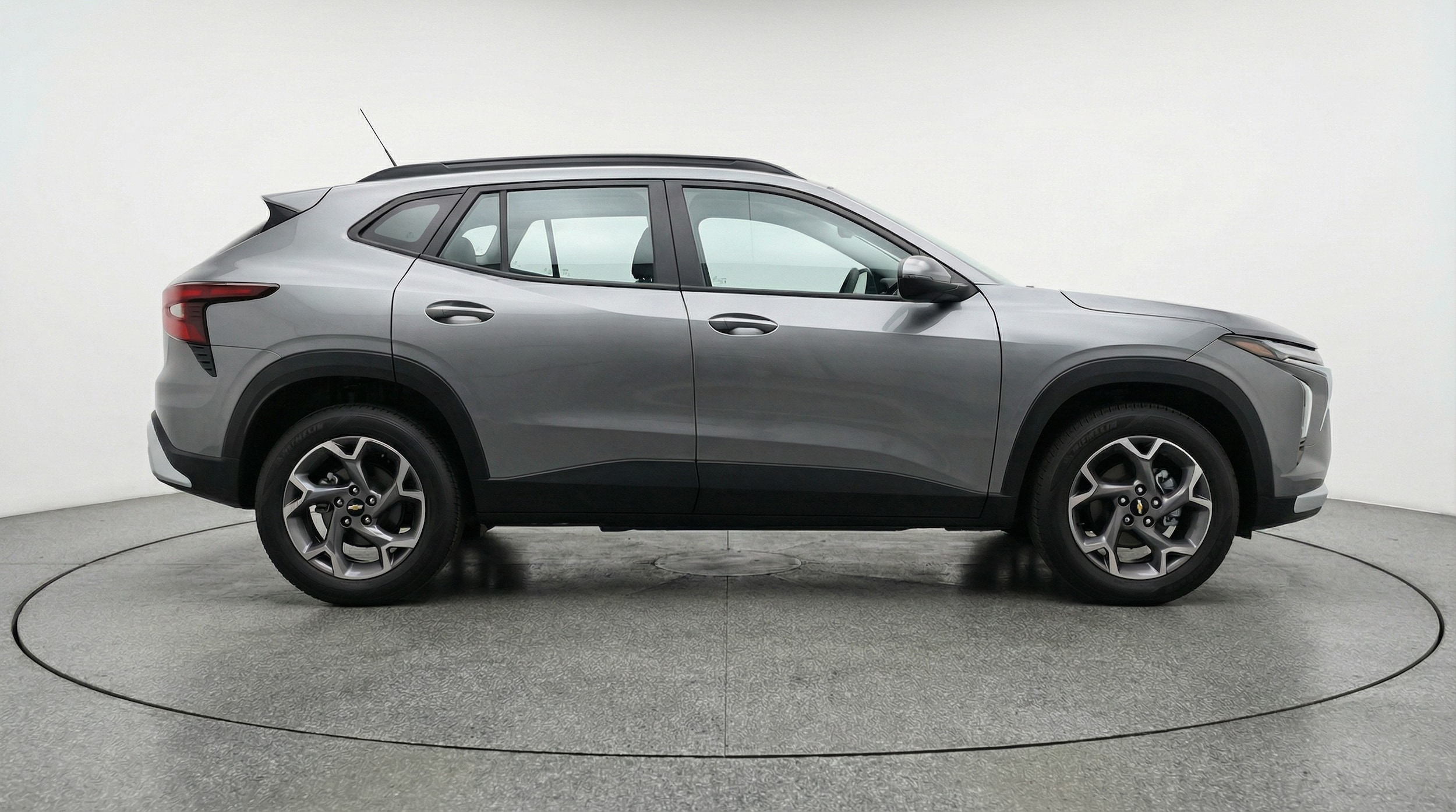 Thumbnail: 2025 Chevrolet Trax - 8