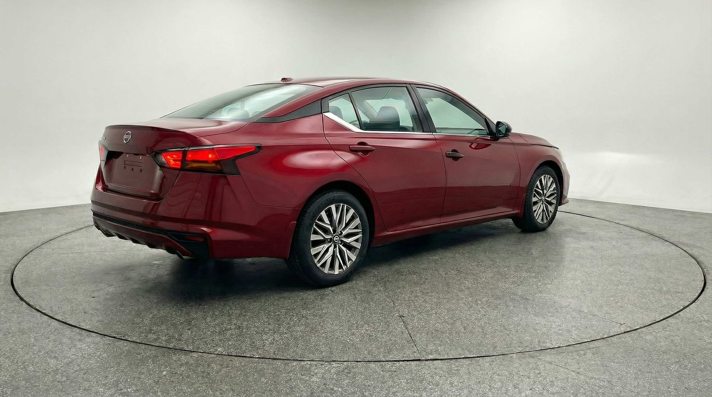 Thumbnail: 2025 Nissan Altima - 7