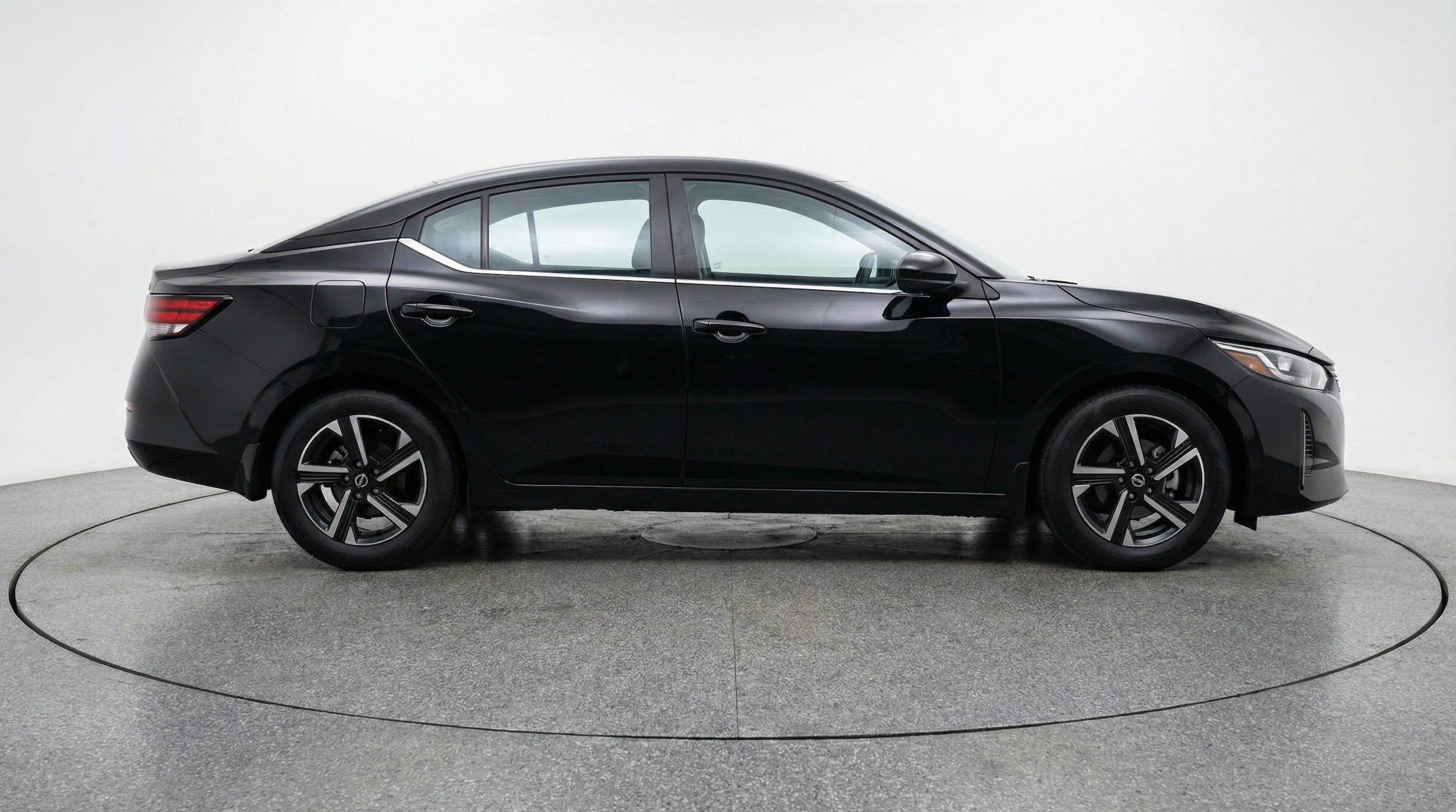 Thumbnail: 2025 Nissan Sentra - 11