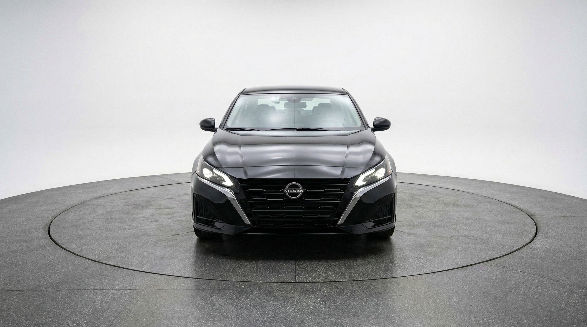 Thumbnail: 2025 Nissan Altima - 2