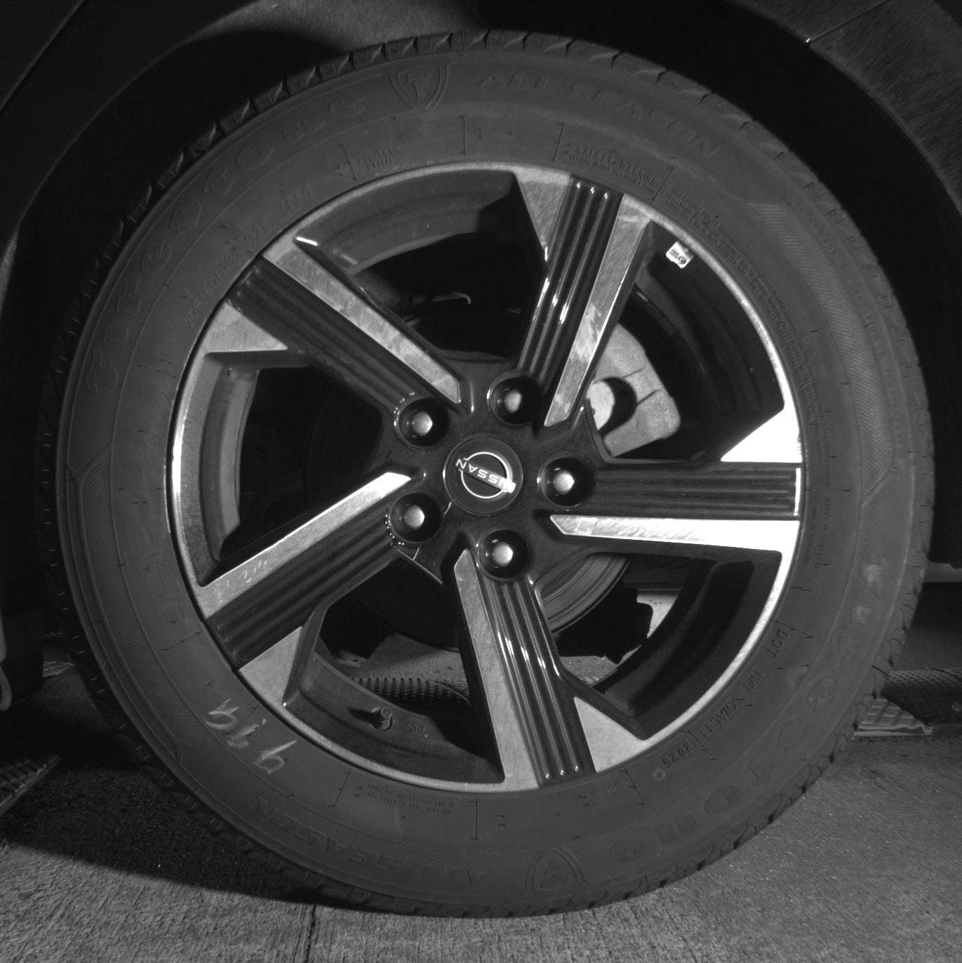 Thumbnail: 2025 Nissan Sentra - 11