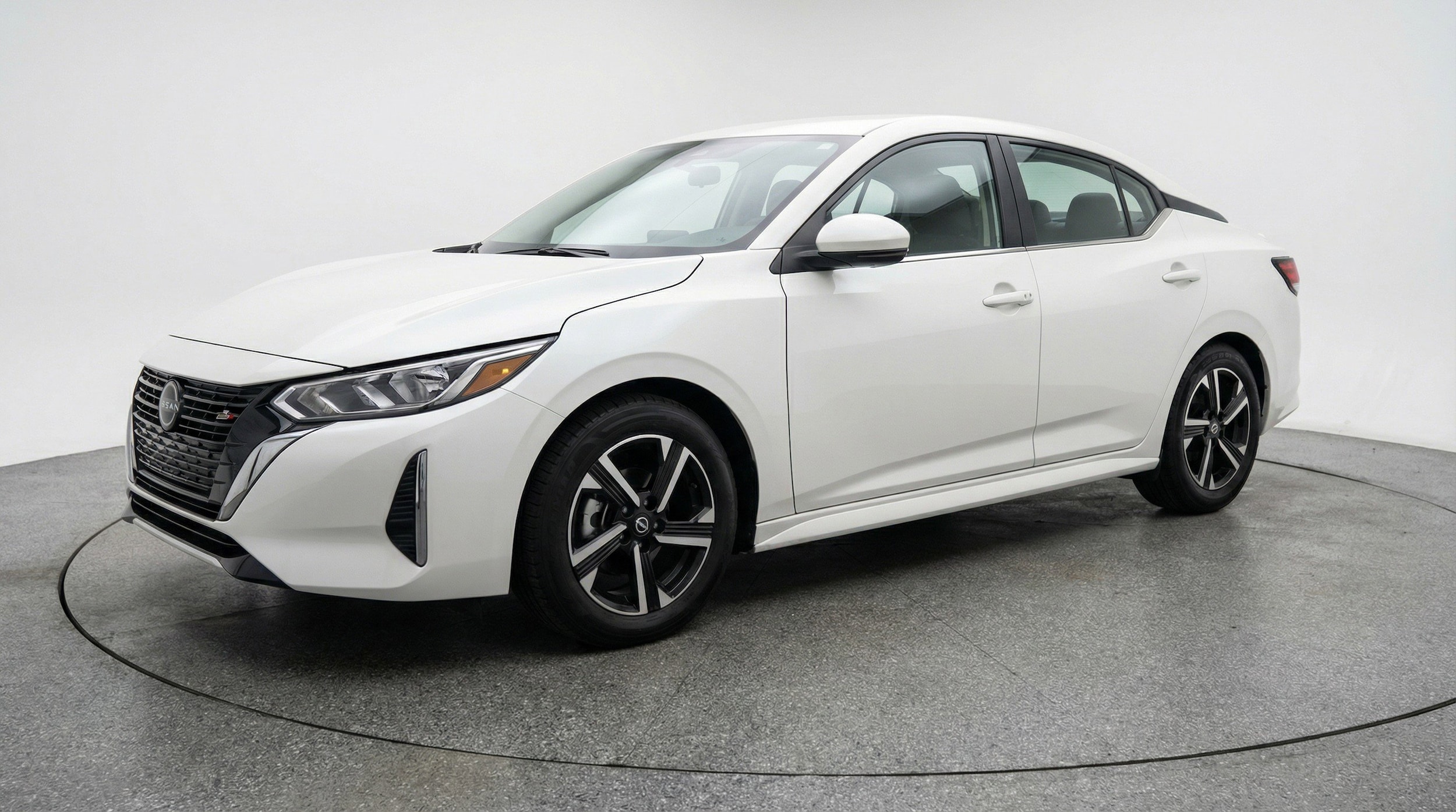 Thumbnail: 2025 Nissan Sentra - 3