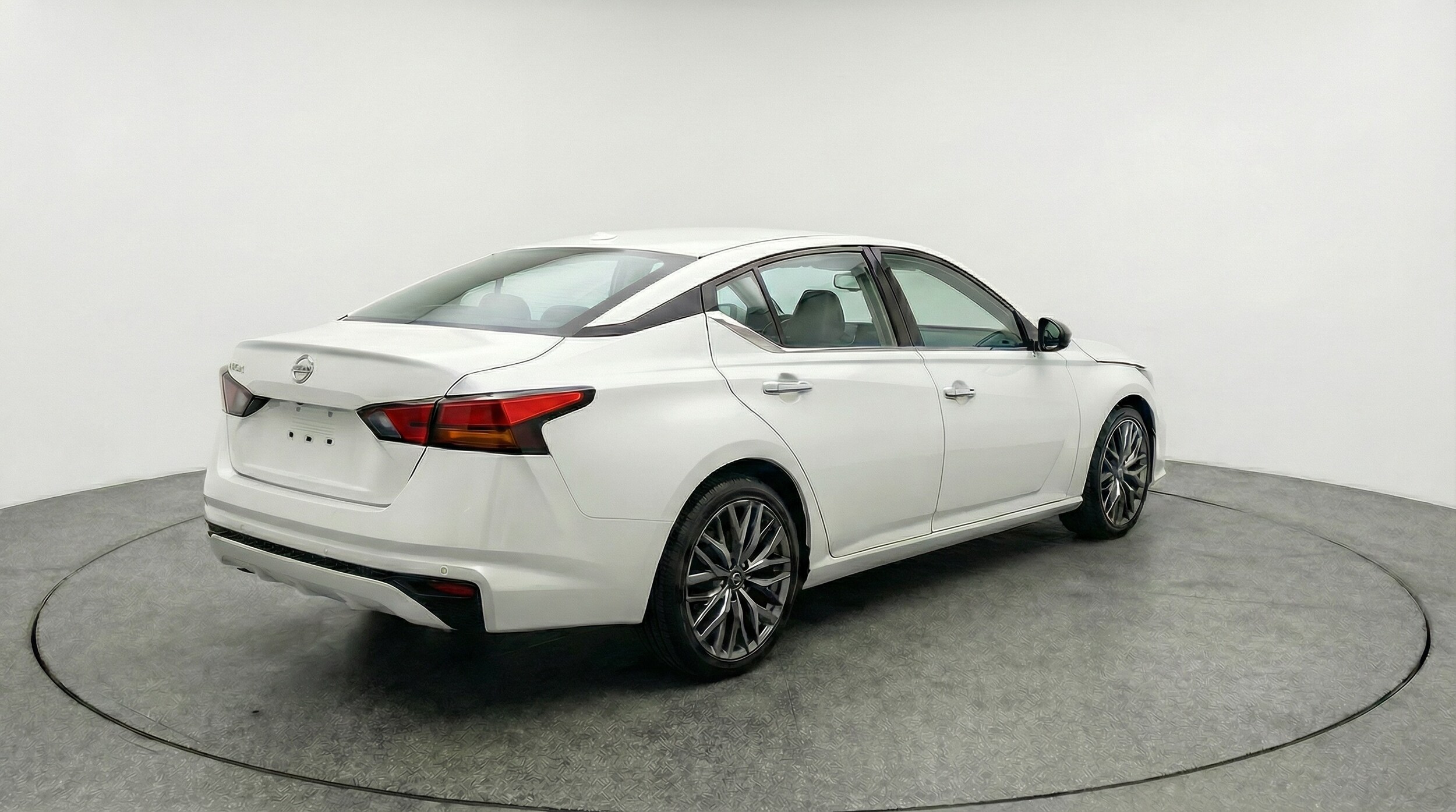 Thumbnail: 2025 Nissan Altima - 7