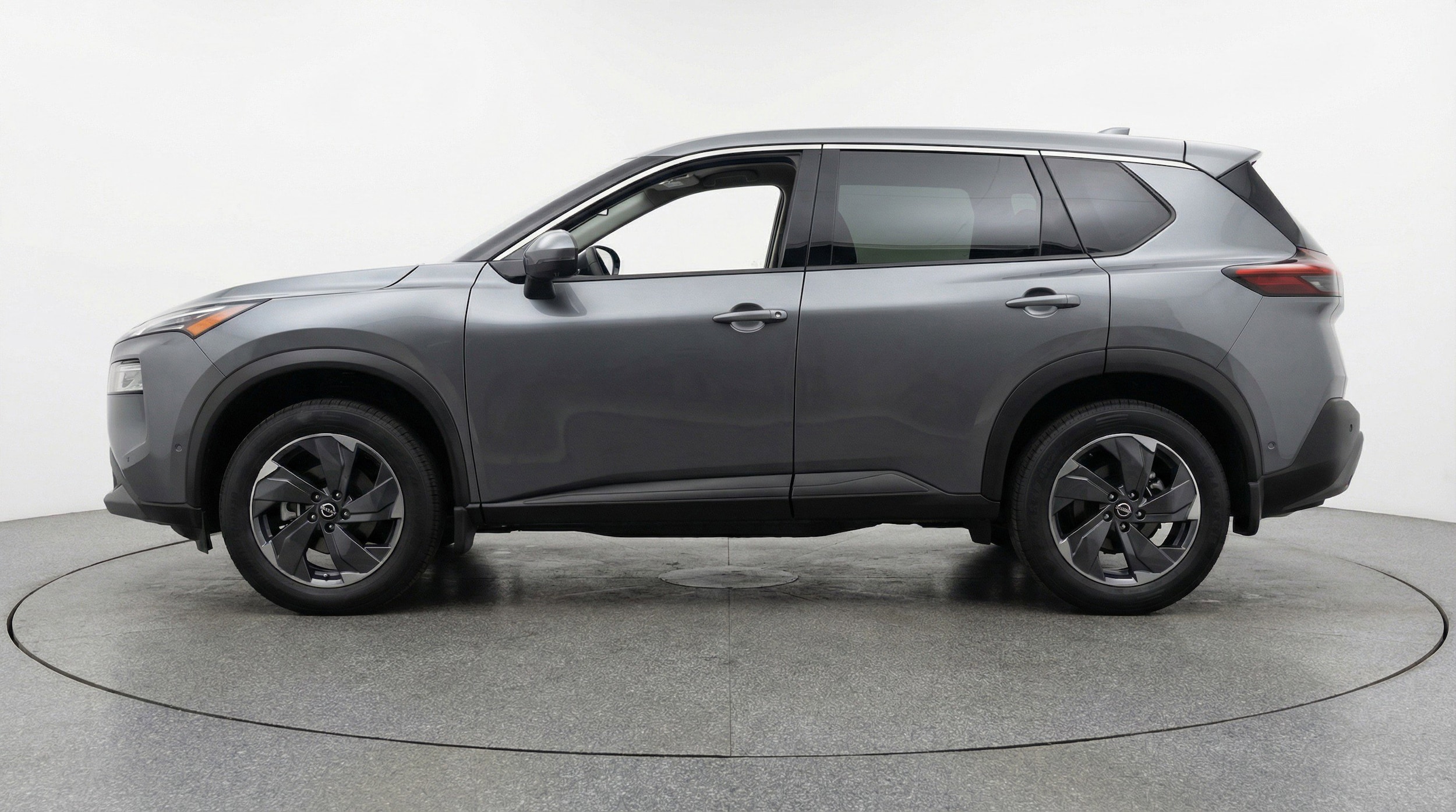 Thumbnail: 2025 Nissan Rogue - 5
