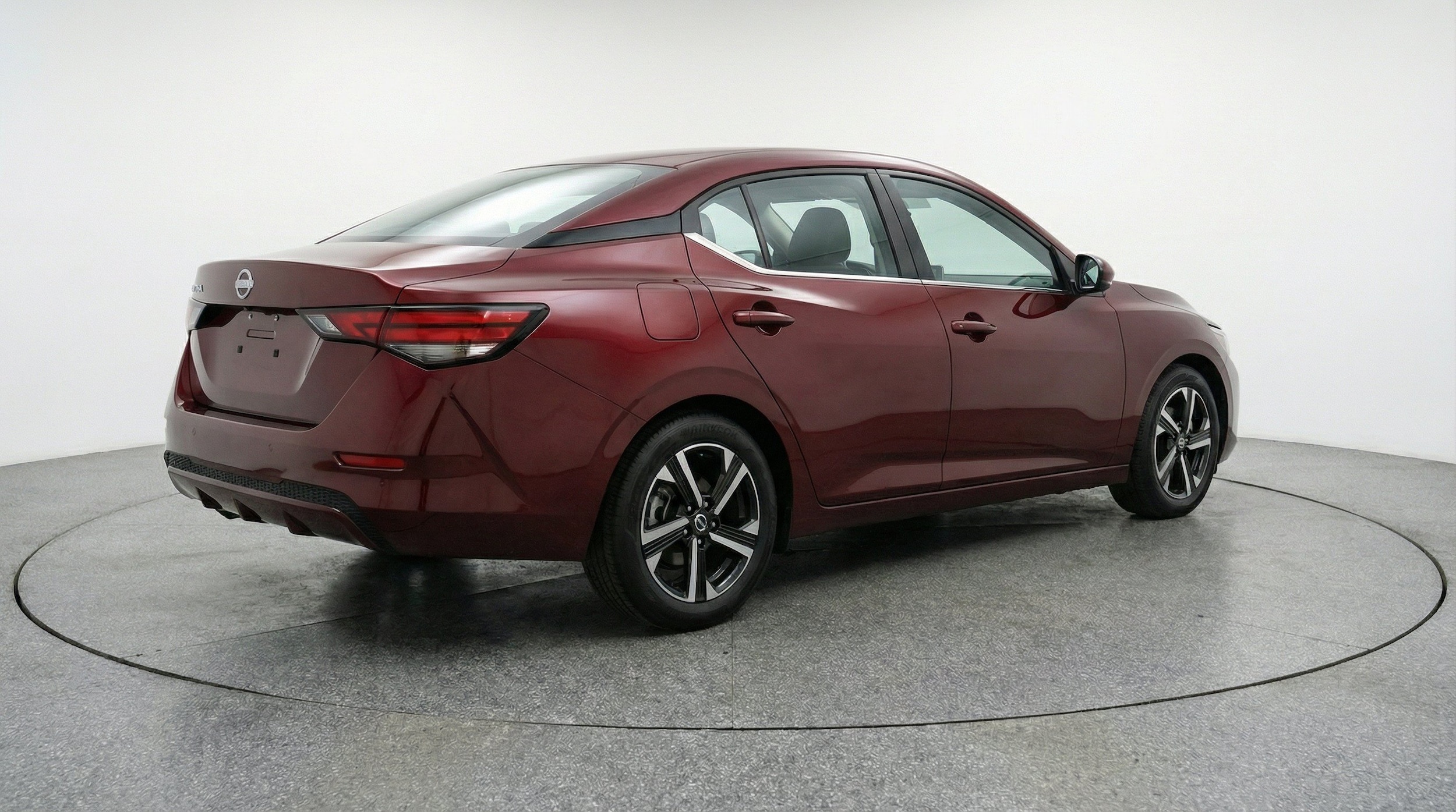 Thumbnail: 2025 Nissan Sentra - 9