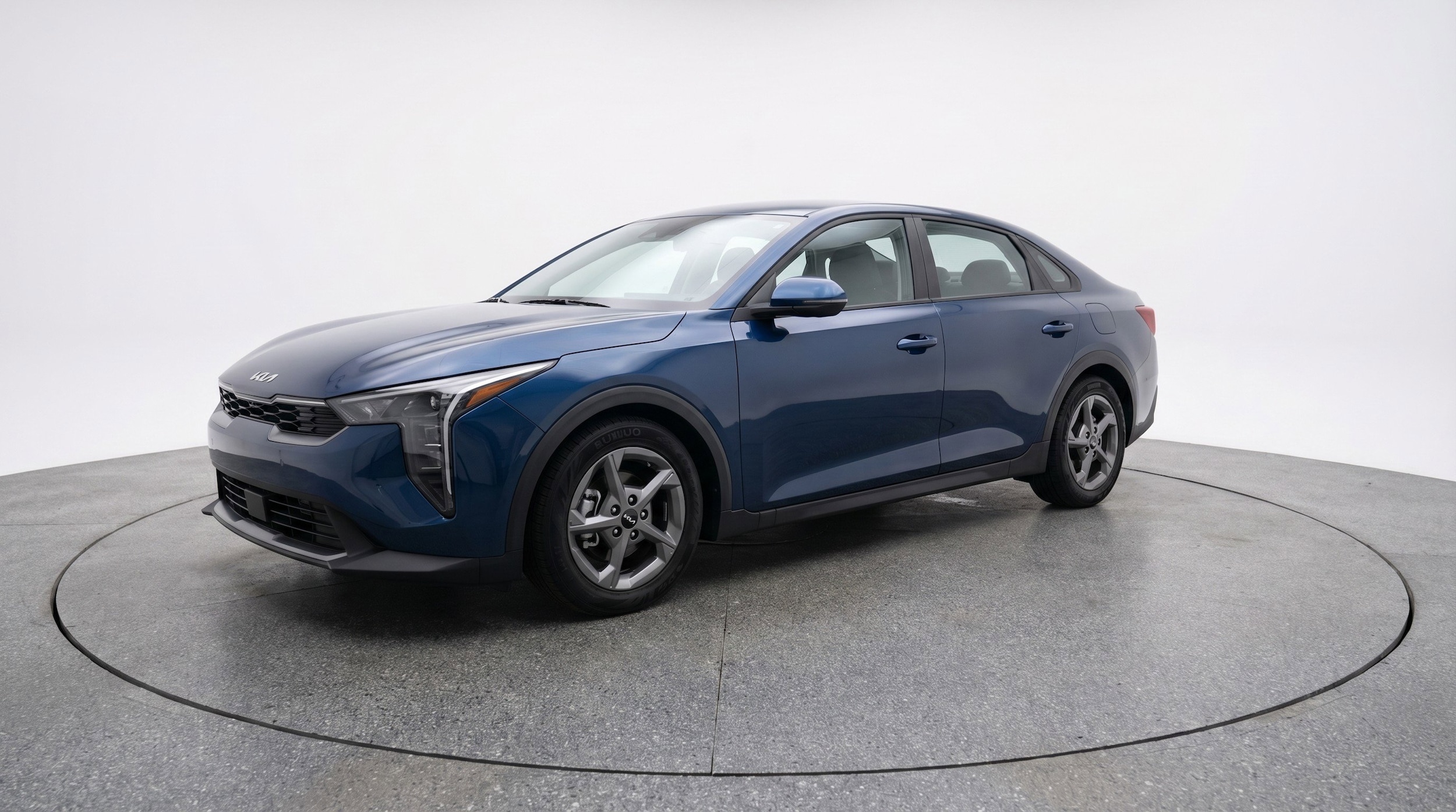 Thumbnail: 2025 Kia K4 - 3