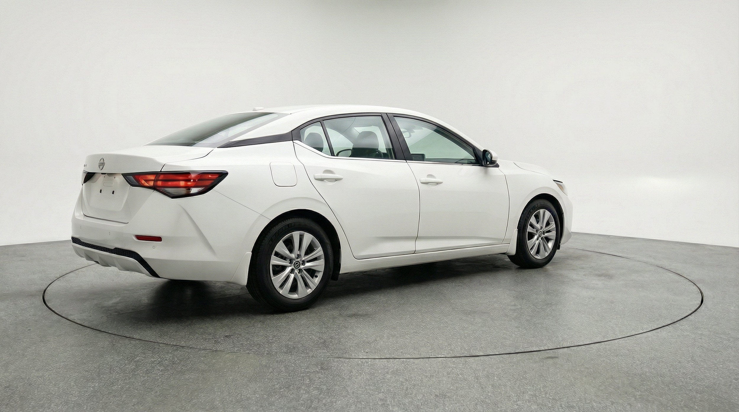 Thumbnail: 2025 Nissan Sentra - 9