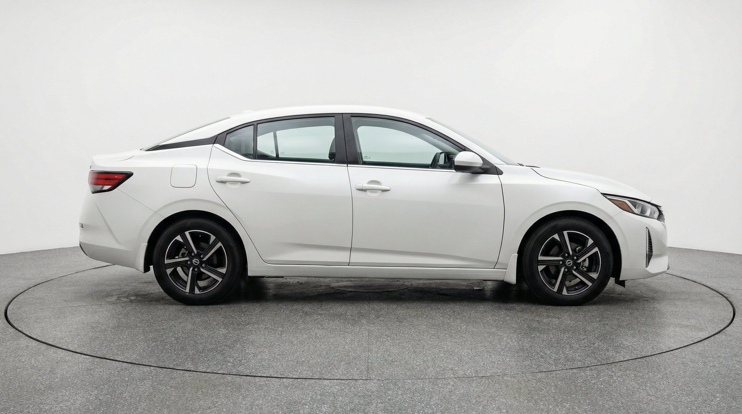 Thumbnail: 2025 Nissan Sentra - 11