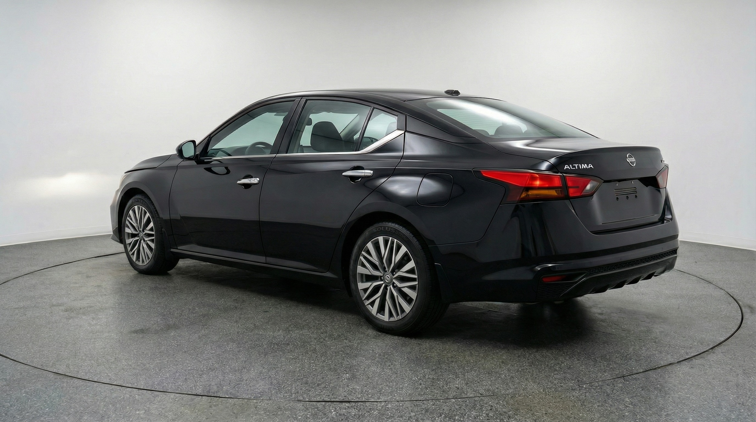 Thumbnail: 2025 Nissan Altima - 5