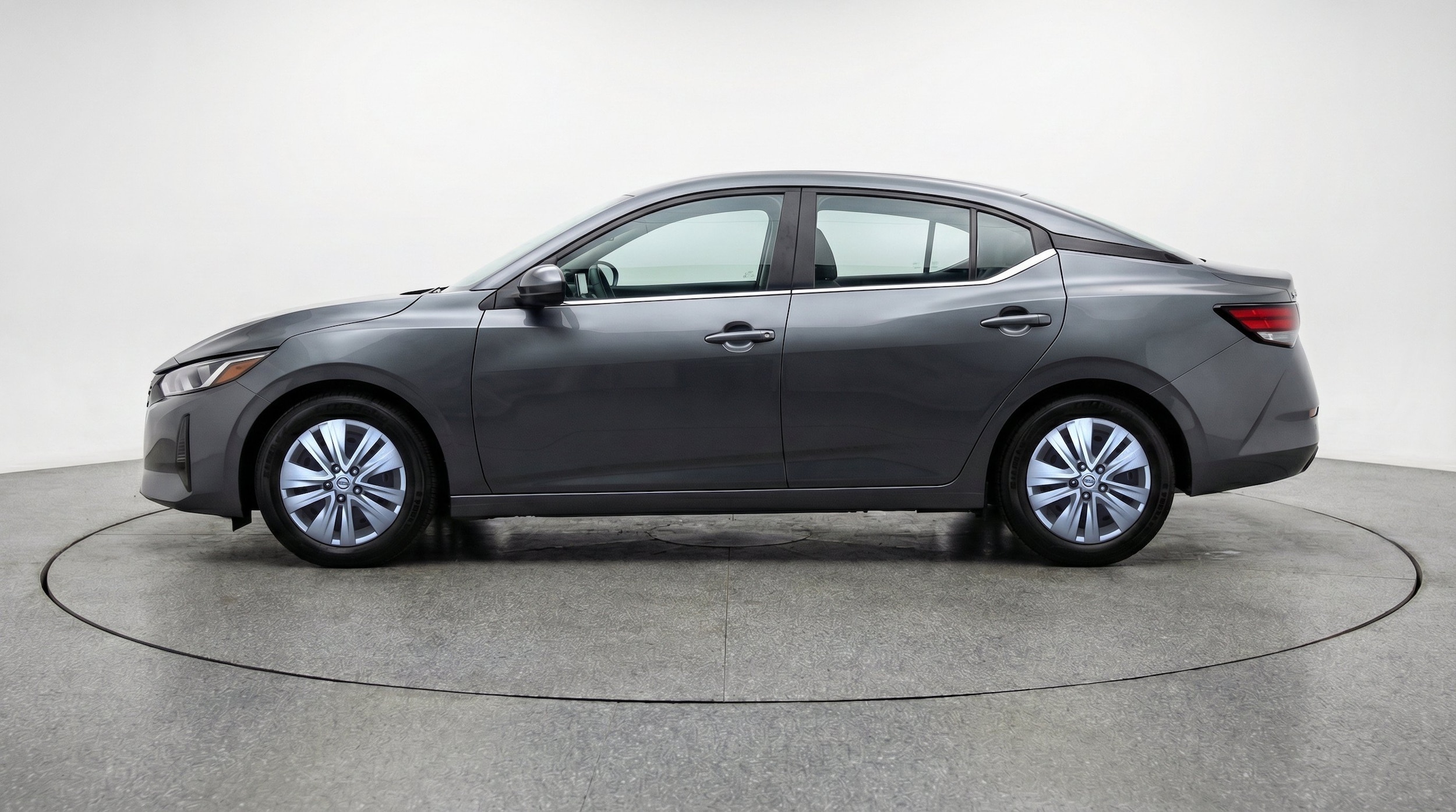 Thumbnail: 2025 Nissan Sentra - 5