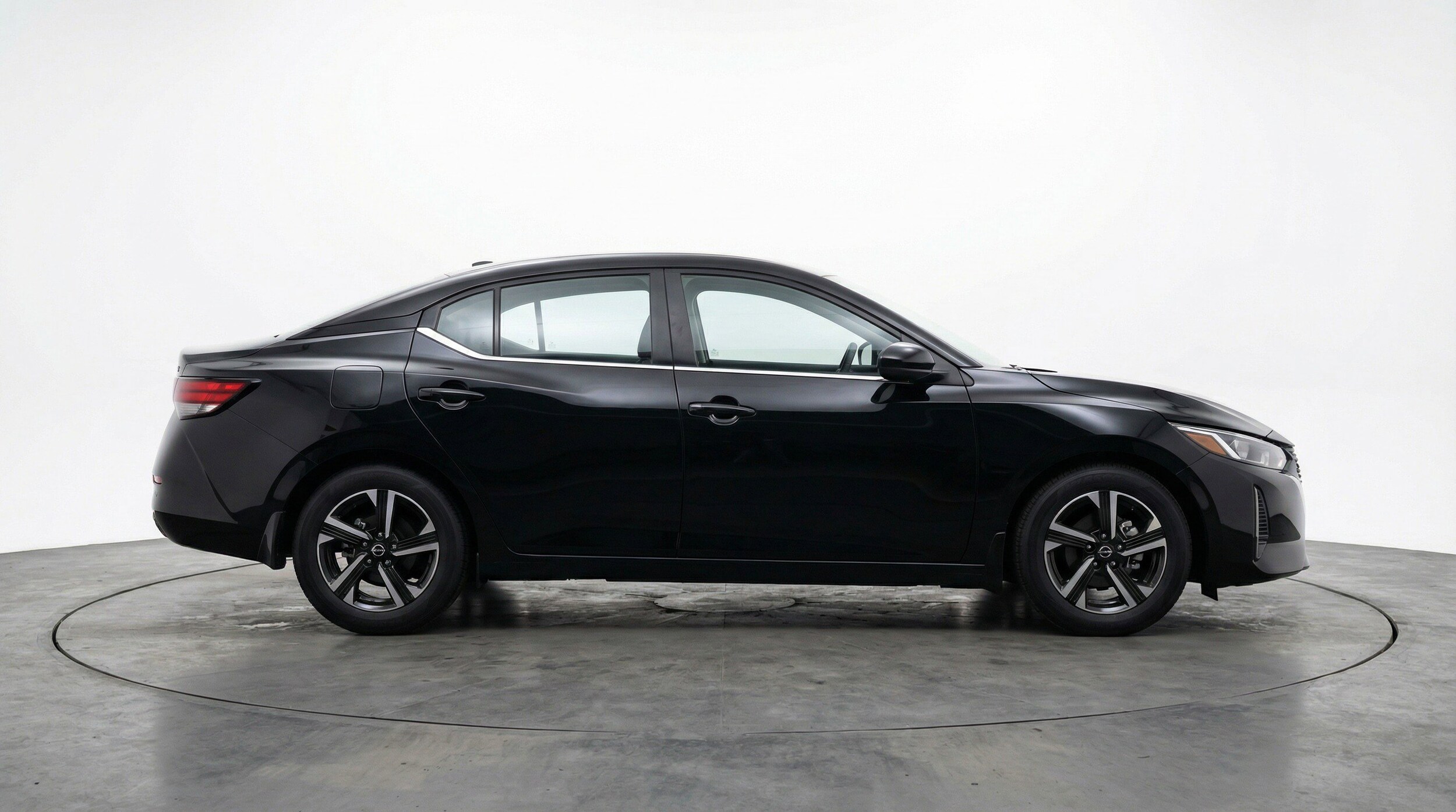 Thumbnail: 2025 Nissan Sentra - 11