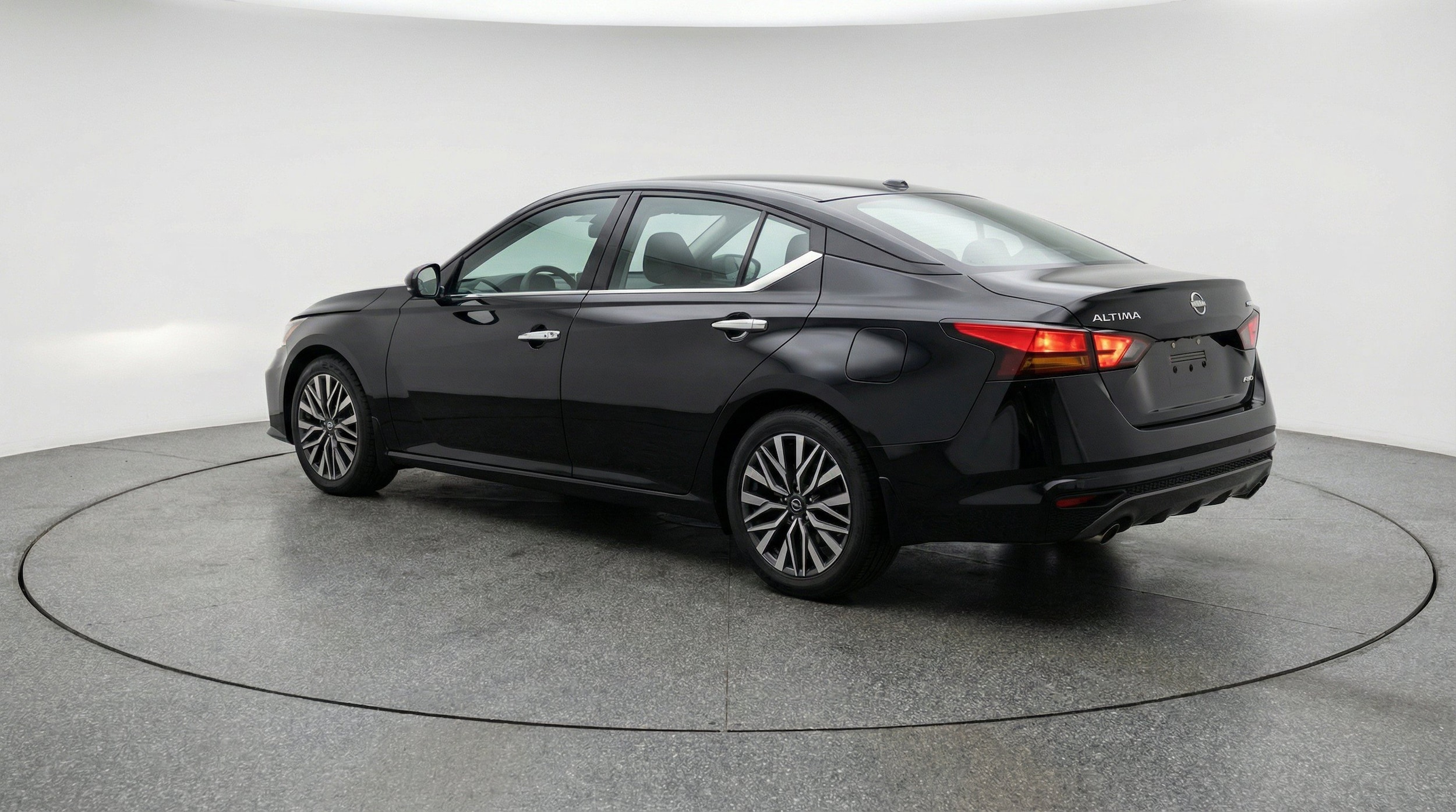 Thumbnail: 2025 Nissan Altima - 6