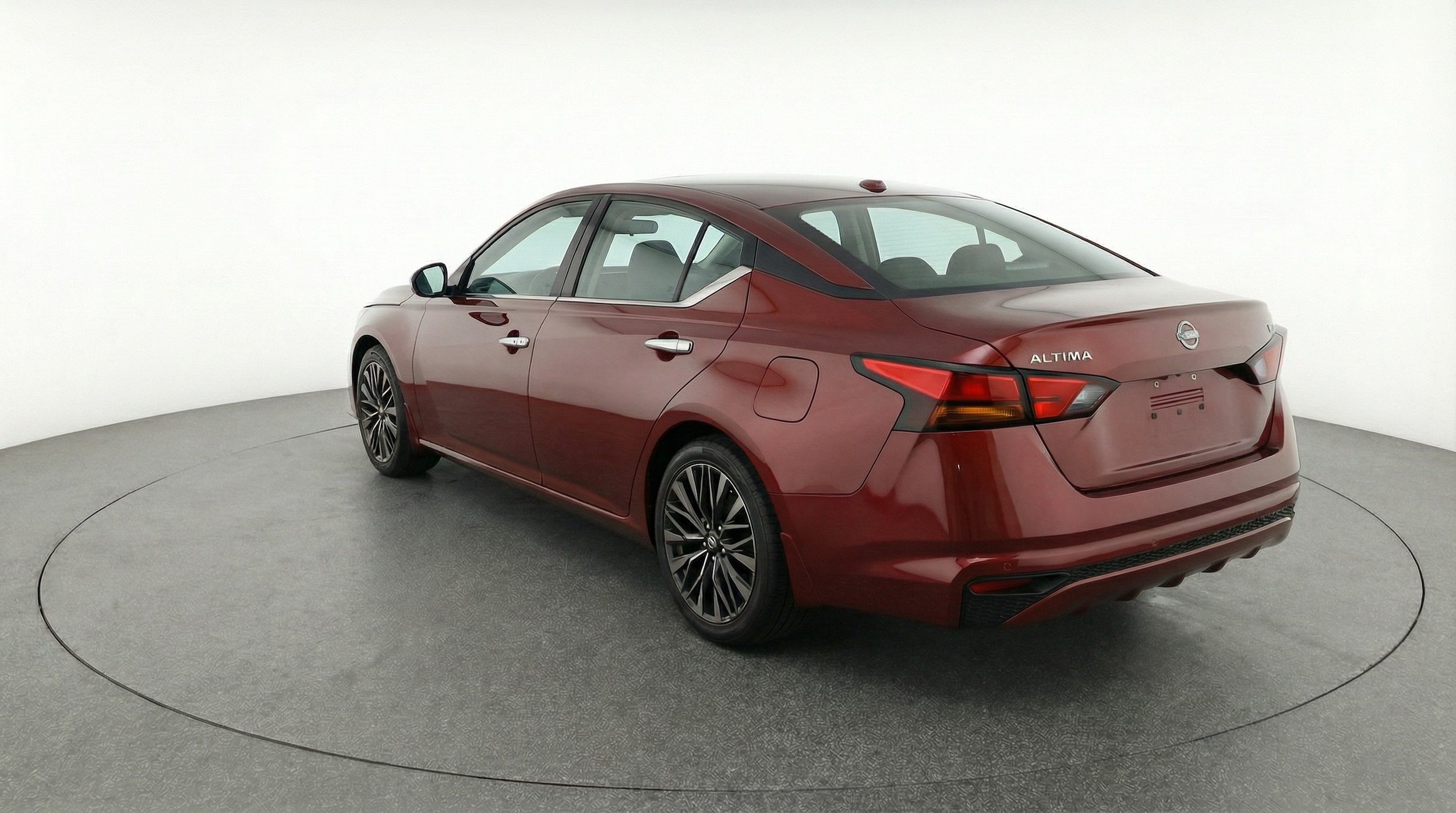 Thumbnail: 2025 Nissan Altima - 5