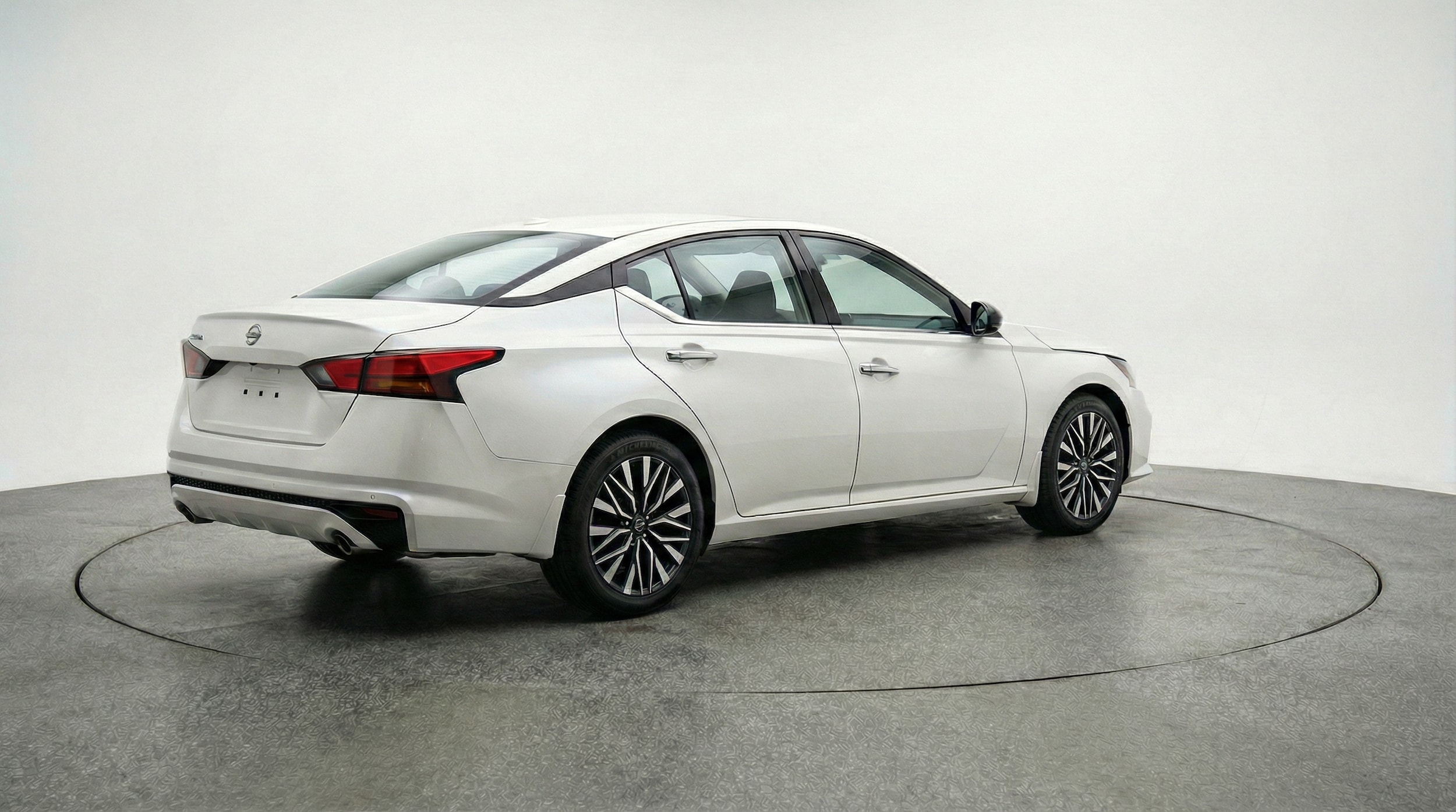 Thumbnail: 2025 Nissan Altima - 7