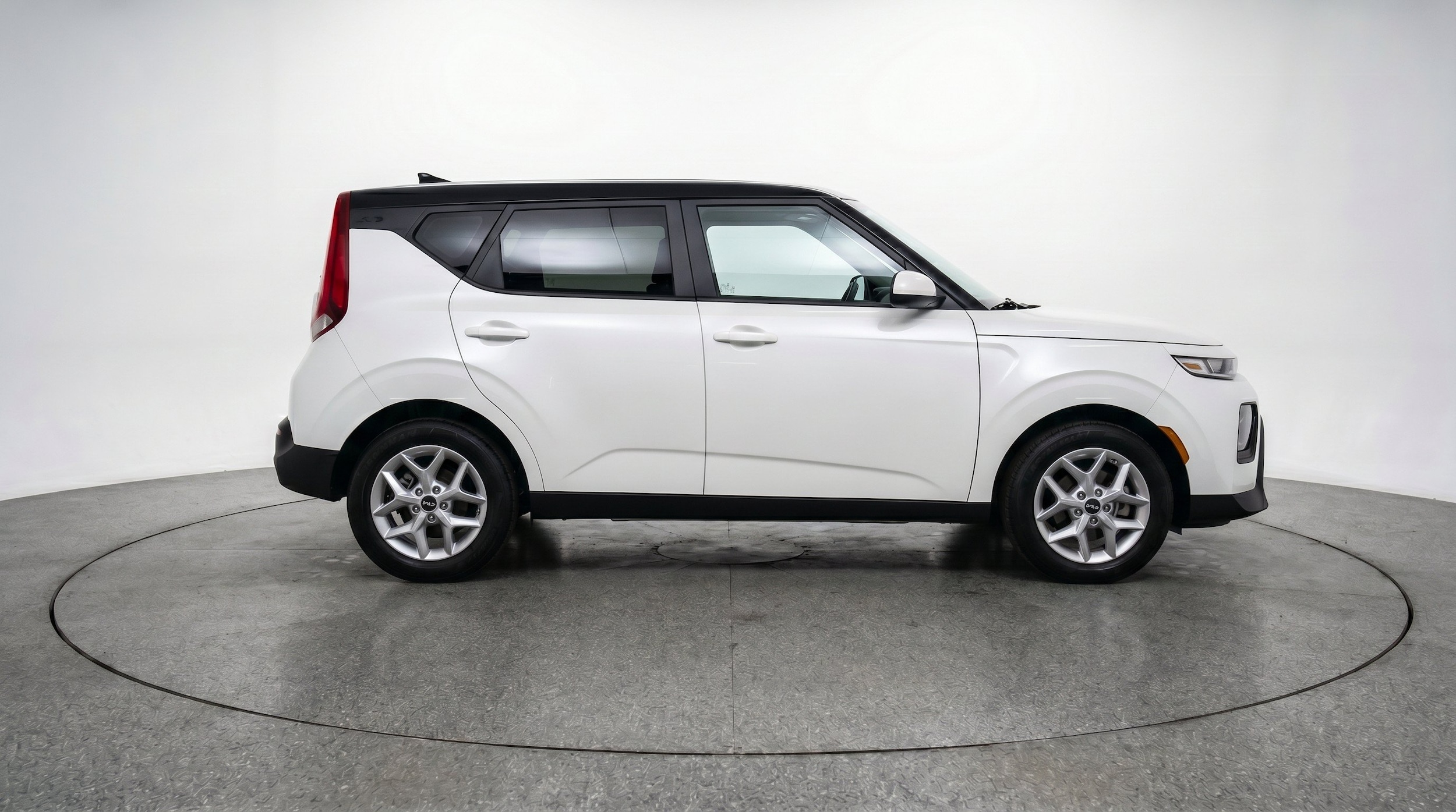 Thumbnail: 2025 Kia Soul - 11