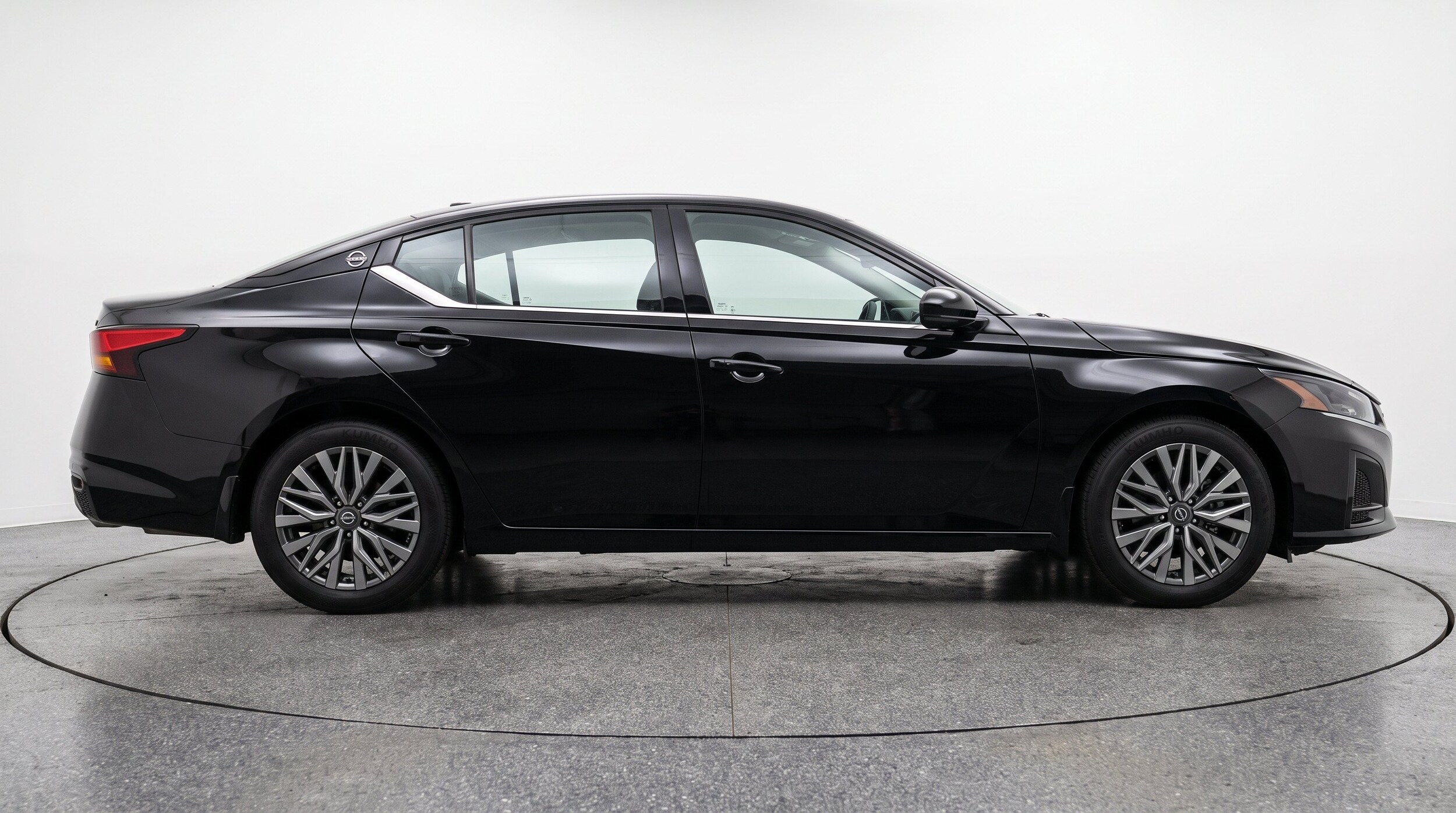 Thumbnail: 2025 Nissan Altima - 11