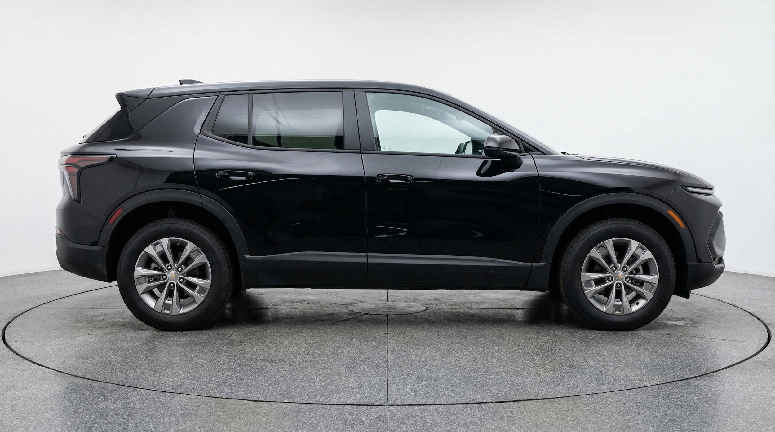 Thumbnail: 2025 Chevrolet Equinox - 11