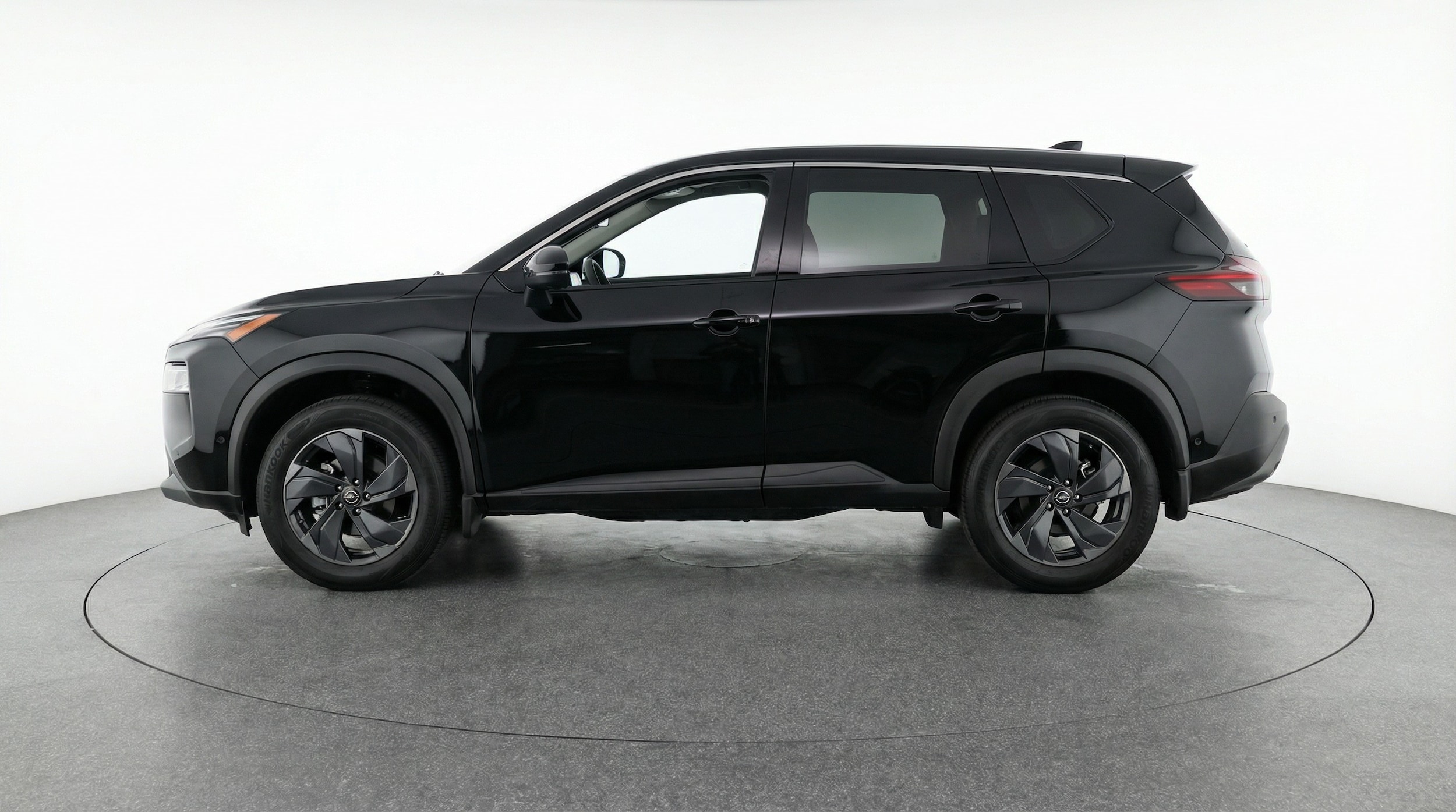 Thumbnail: 2025 Nissan Rogue - 4