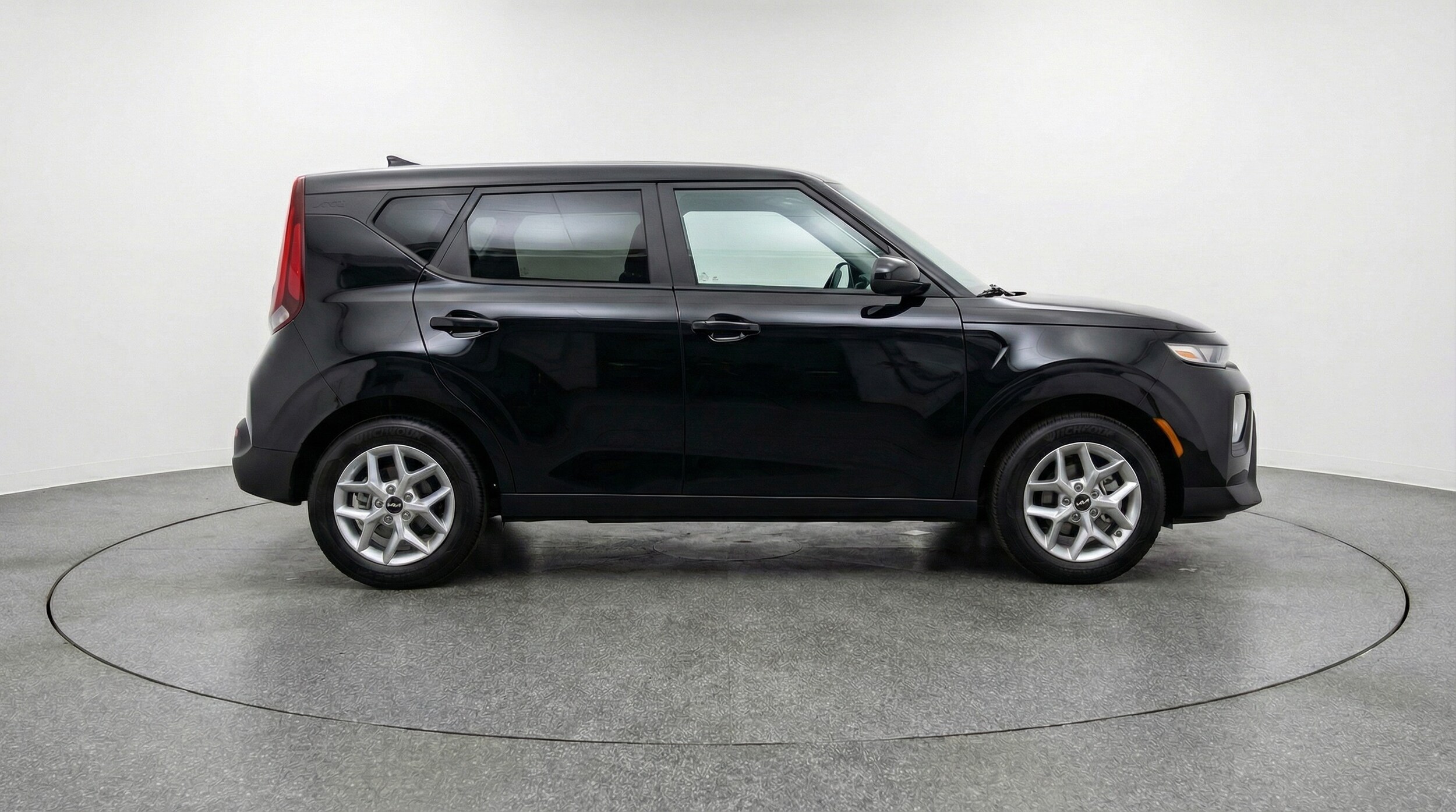 Thumbnail: 2025 Kia Soul - 8