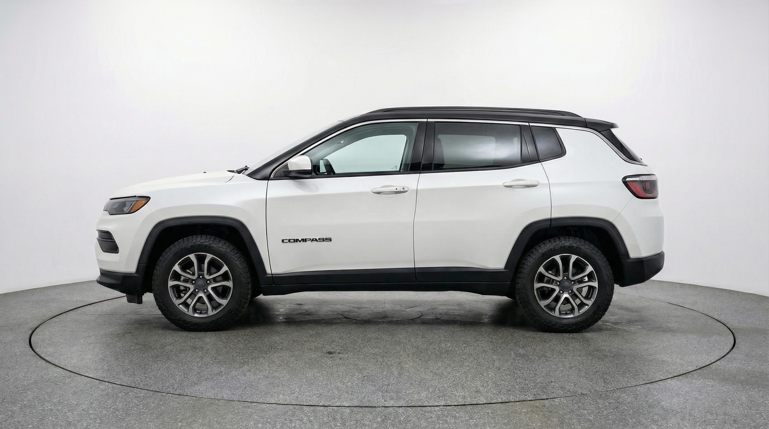 Thumbnail: 2025 Jeep Compass - 4