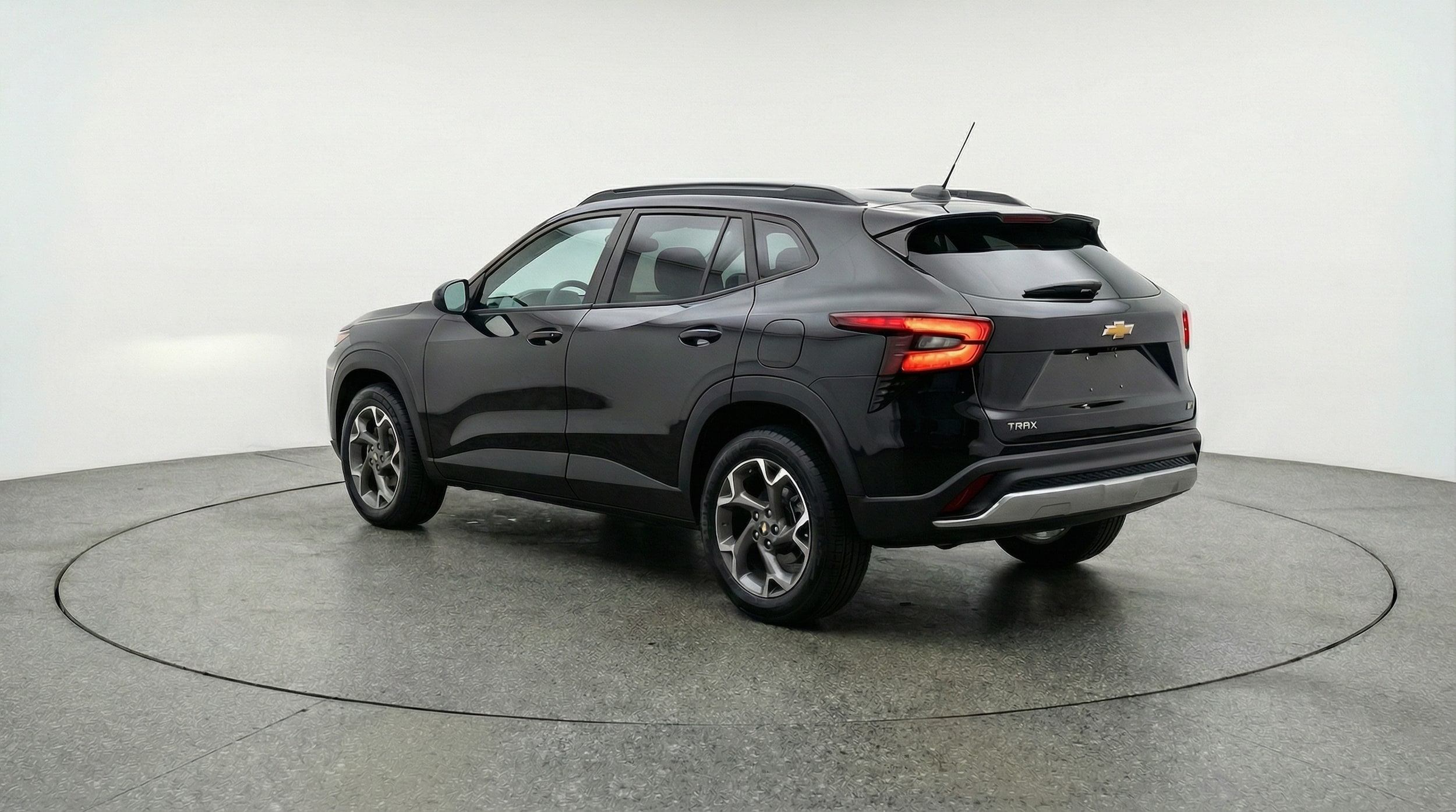 Thumbnail: 2025 Chevrolet Trax - 5