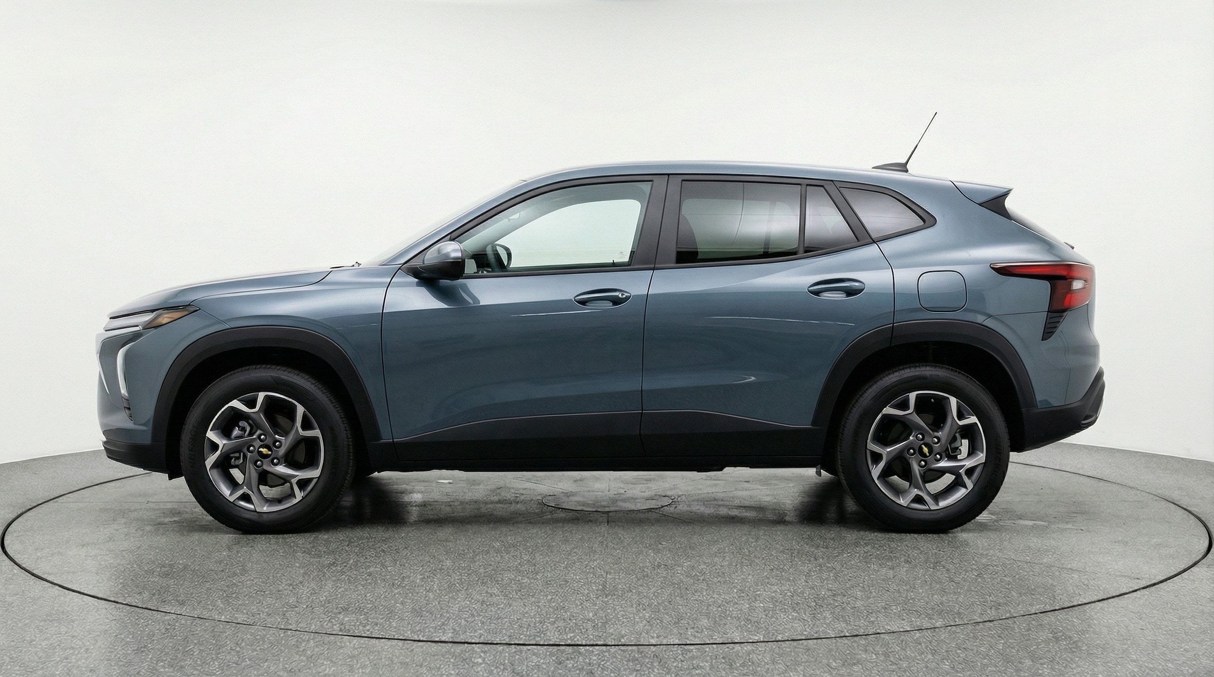 Thumbnail: 2025 Chevrolet Trax - 5