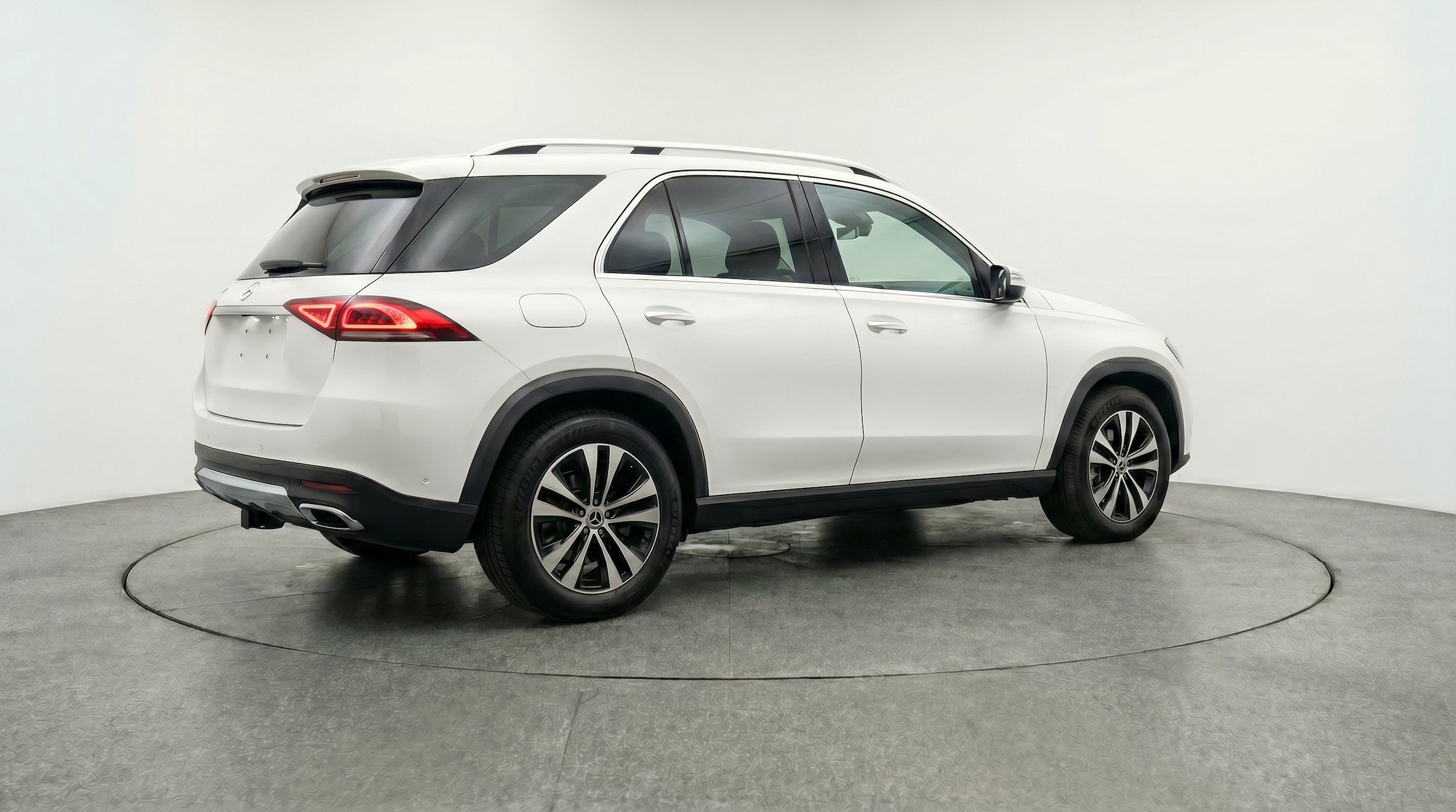 Thumbnail: 2026 Mercedes-Benz GLE - 9