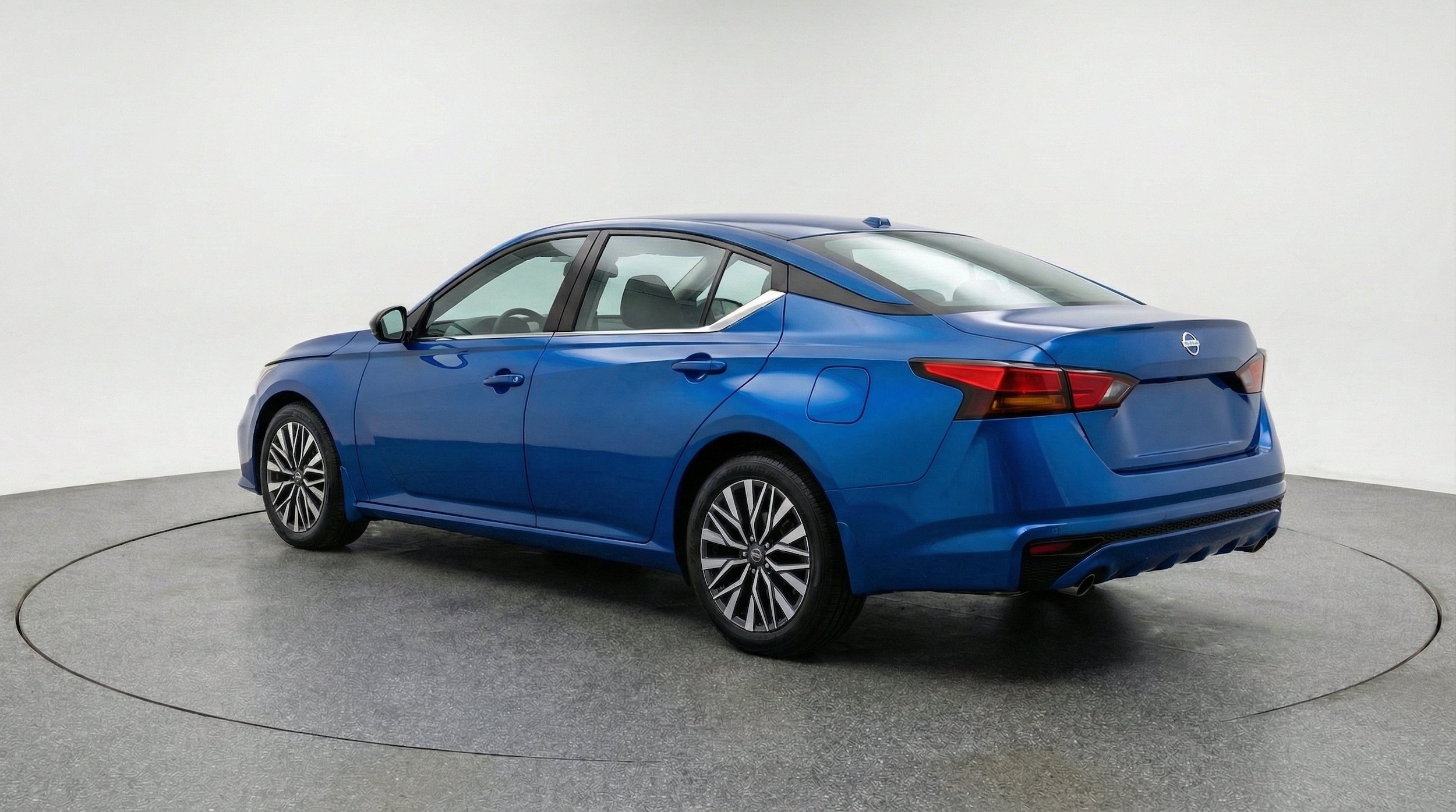 Thumbnail: 2025 Nissan Altima - 6