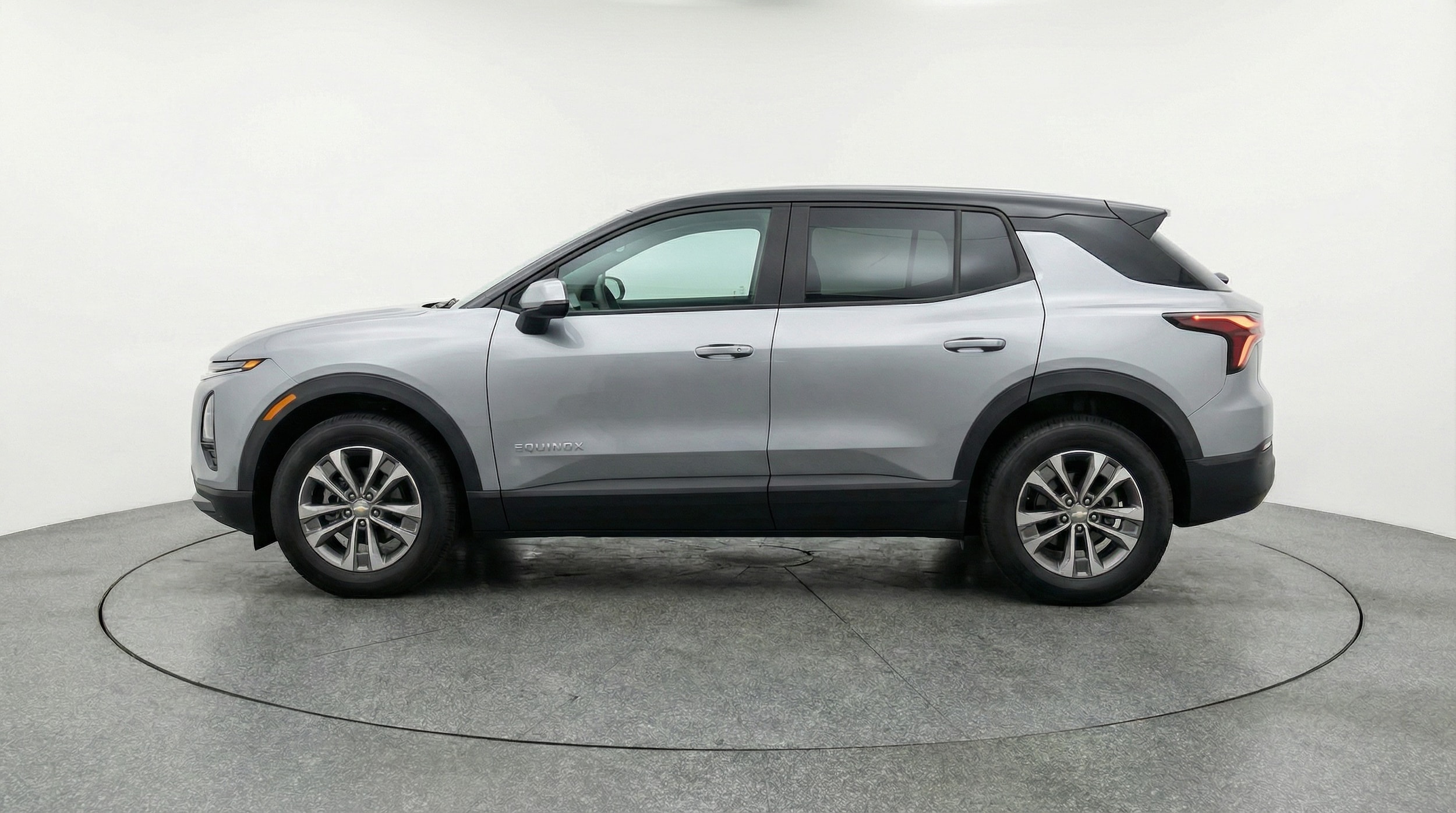 Thumbnail: 2025 Chevrolet Equinox - 4