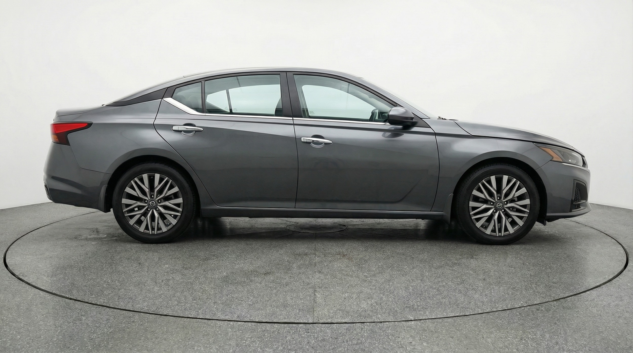 Thumbnail: 2025 Nissan Altima - 8