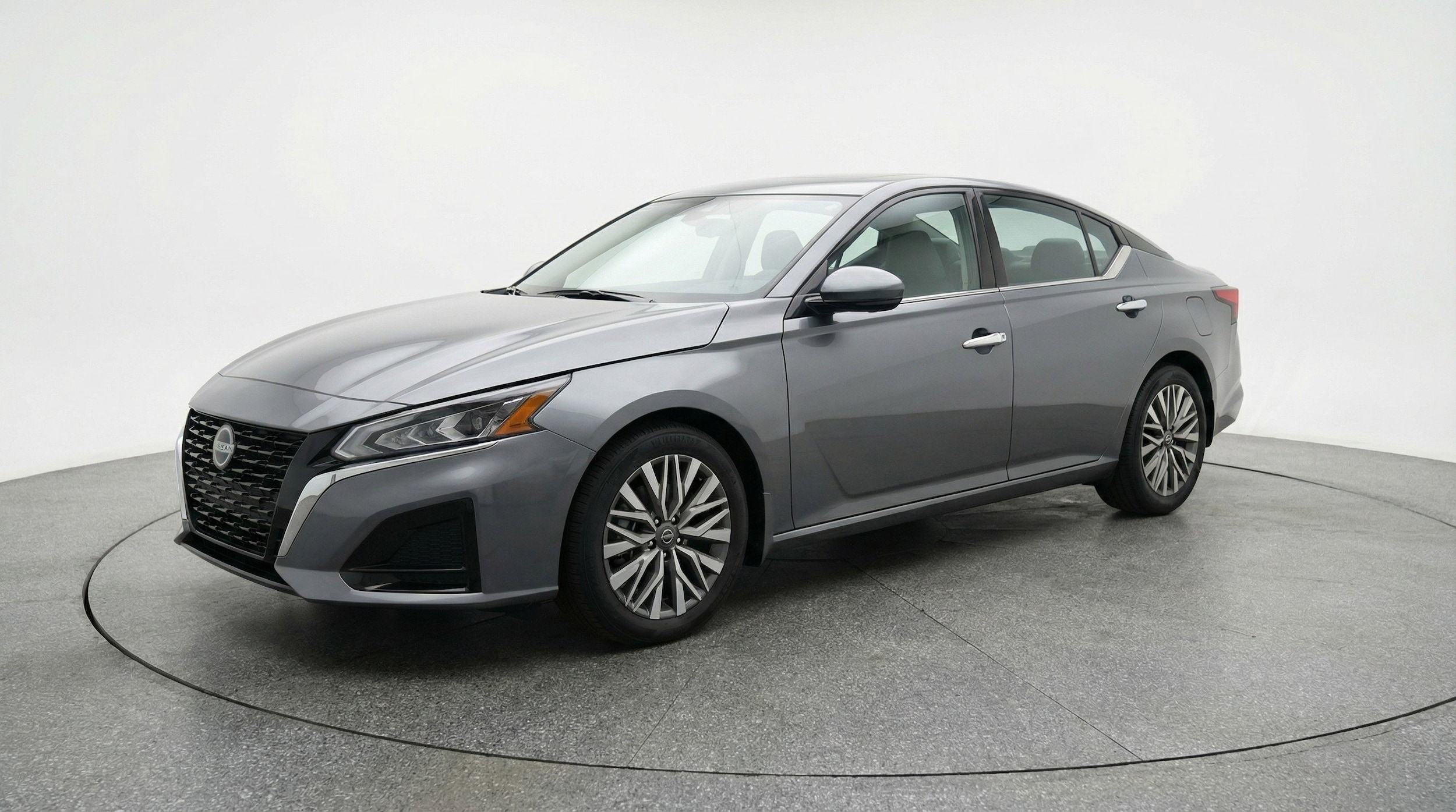 Thumbnail: 2025 Nissan Altima - 3