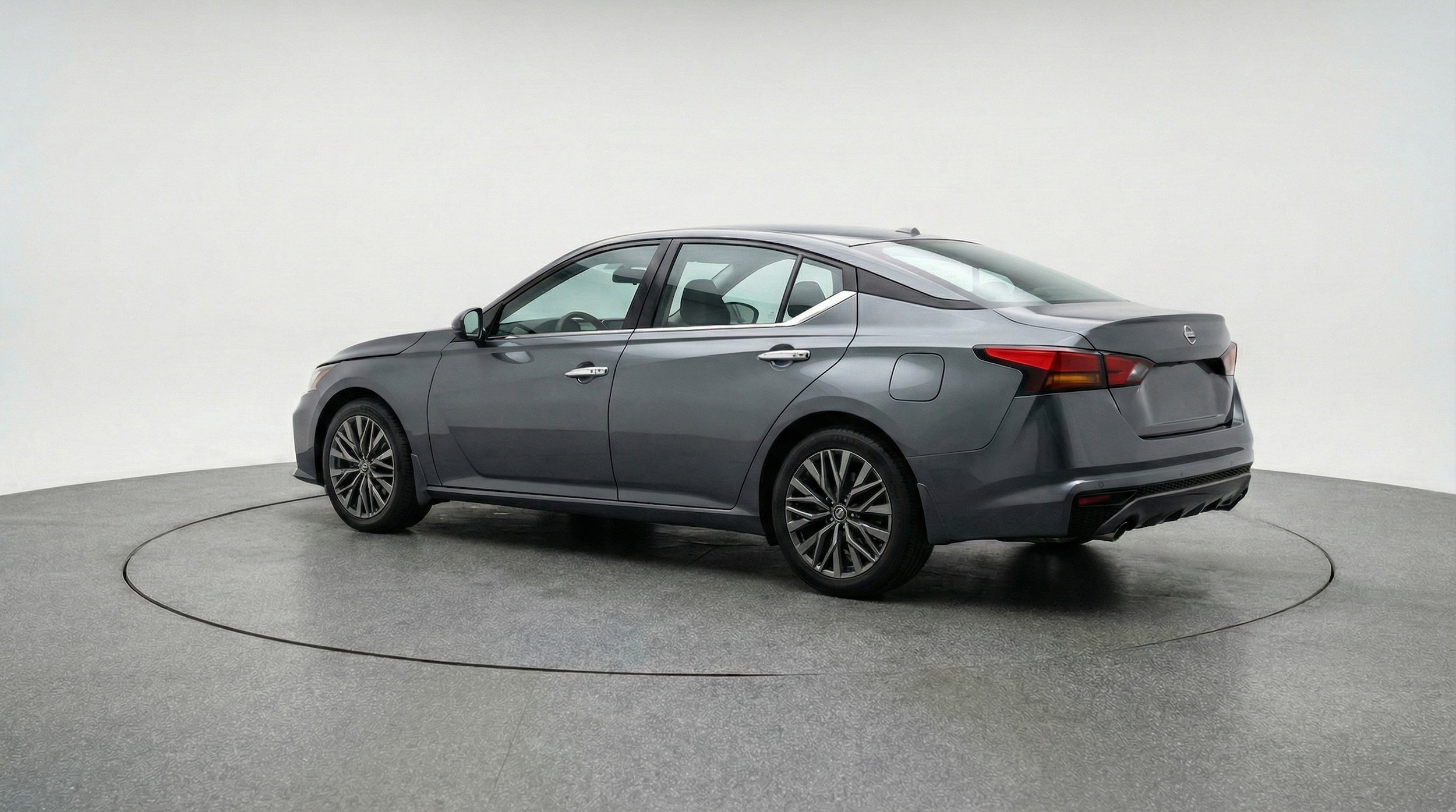 Thumbnail: 2025 Nissan Altima - 6
