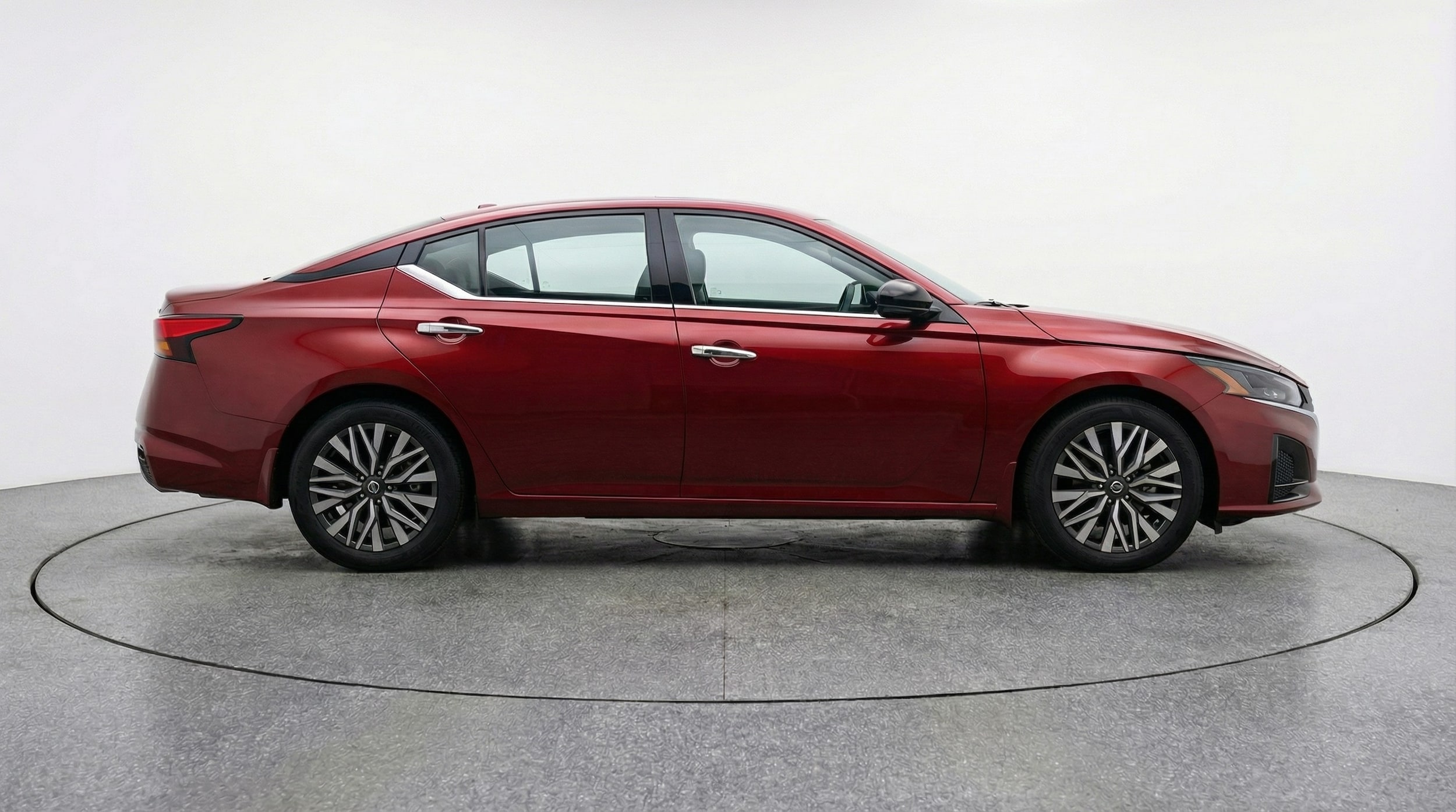 Thumbnail: 2025 Nissan Altima - 8