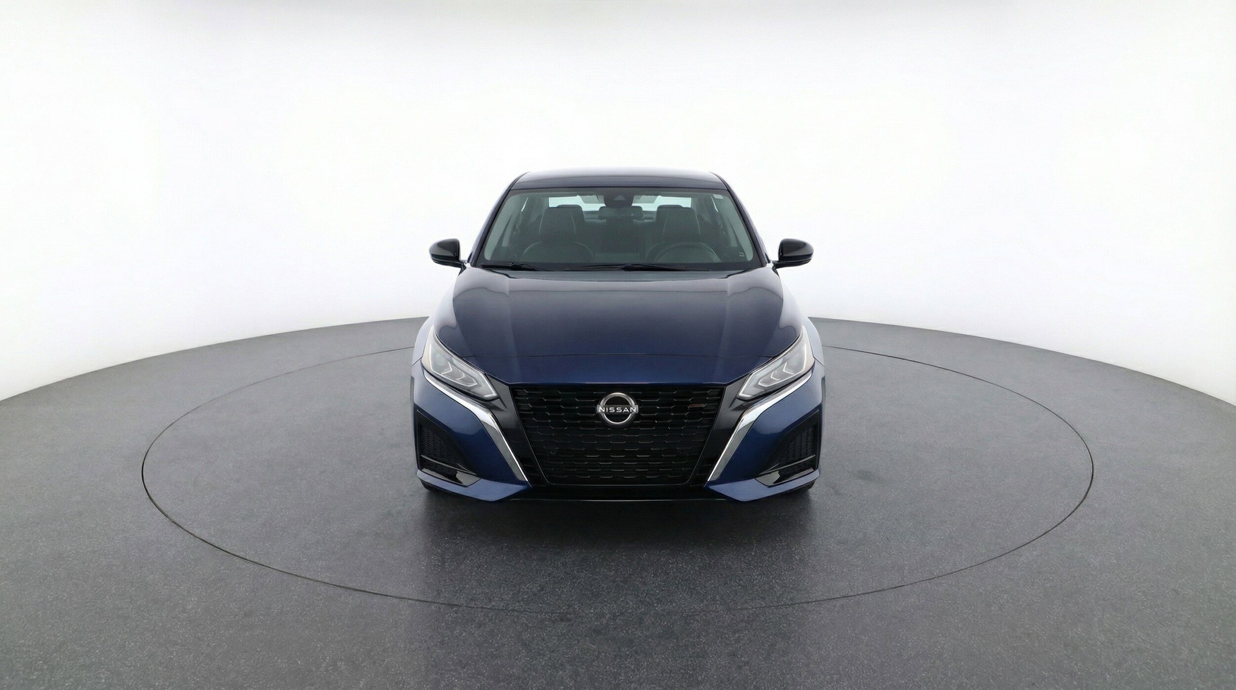 Thumbnail: 2025 Nissan Altima - 2