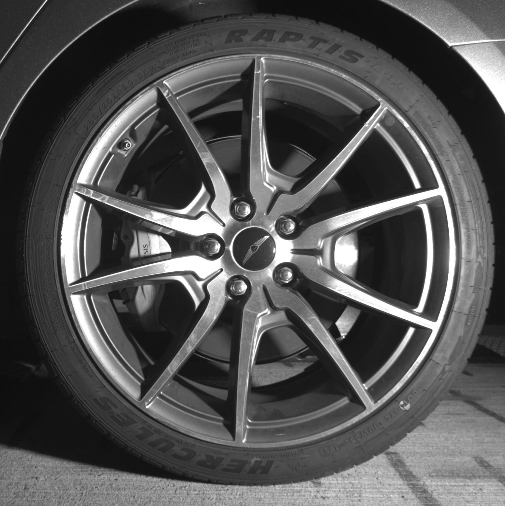 Thumbnail: 2025 Genesis G70 - 14