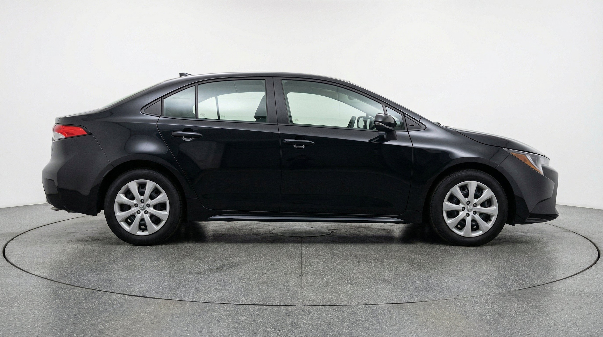 Thumbnail: 2025 Toyota Corolla - 11