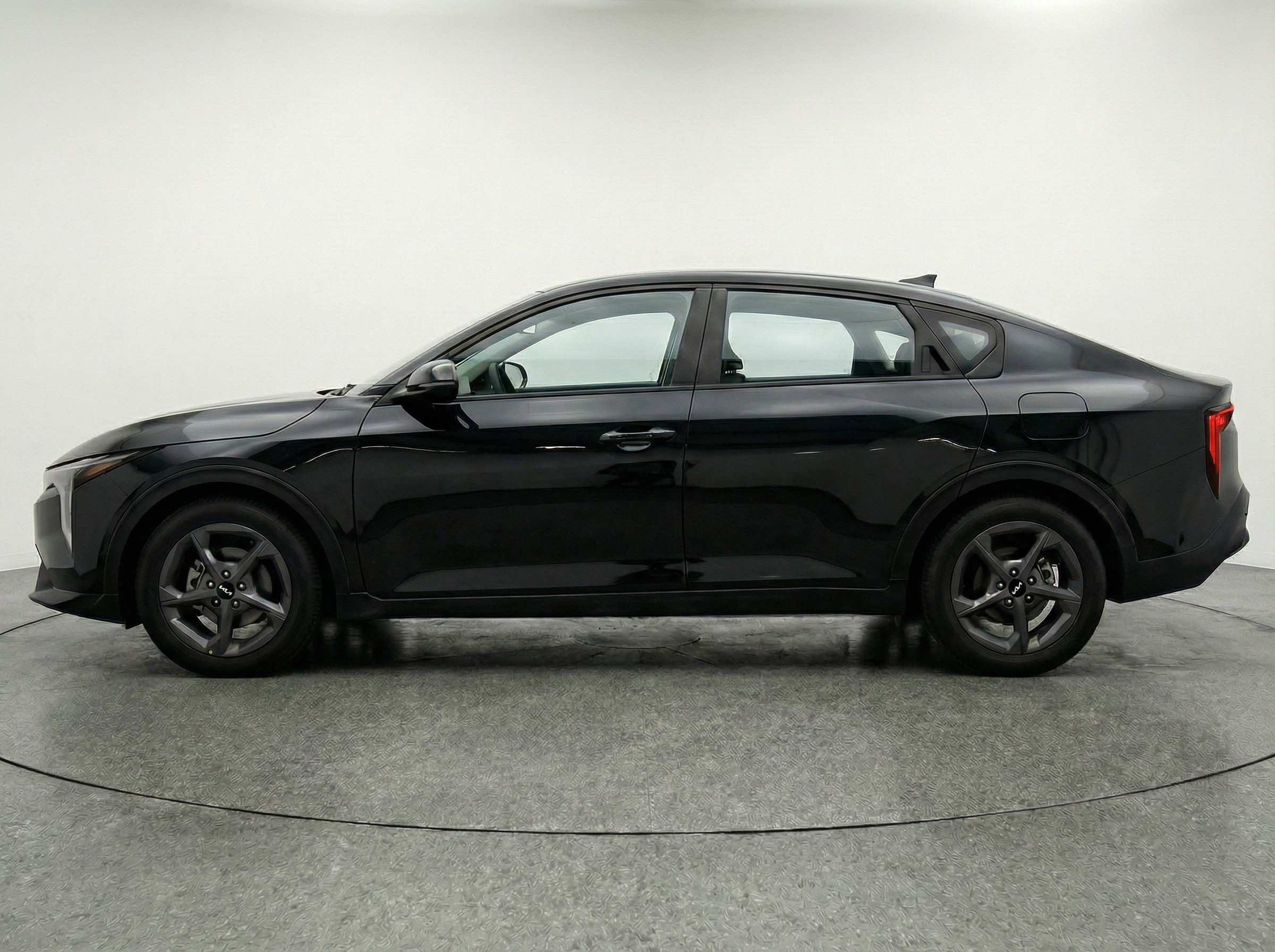 Thumbnail: 2025 Kia K4 - 5