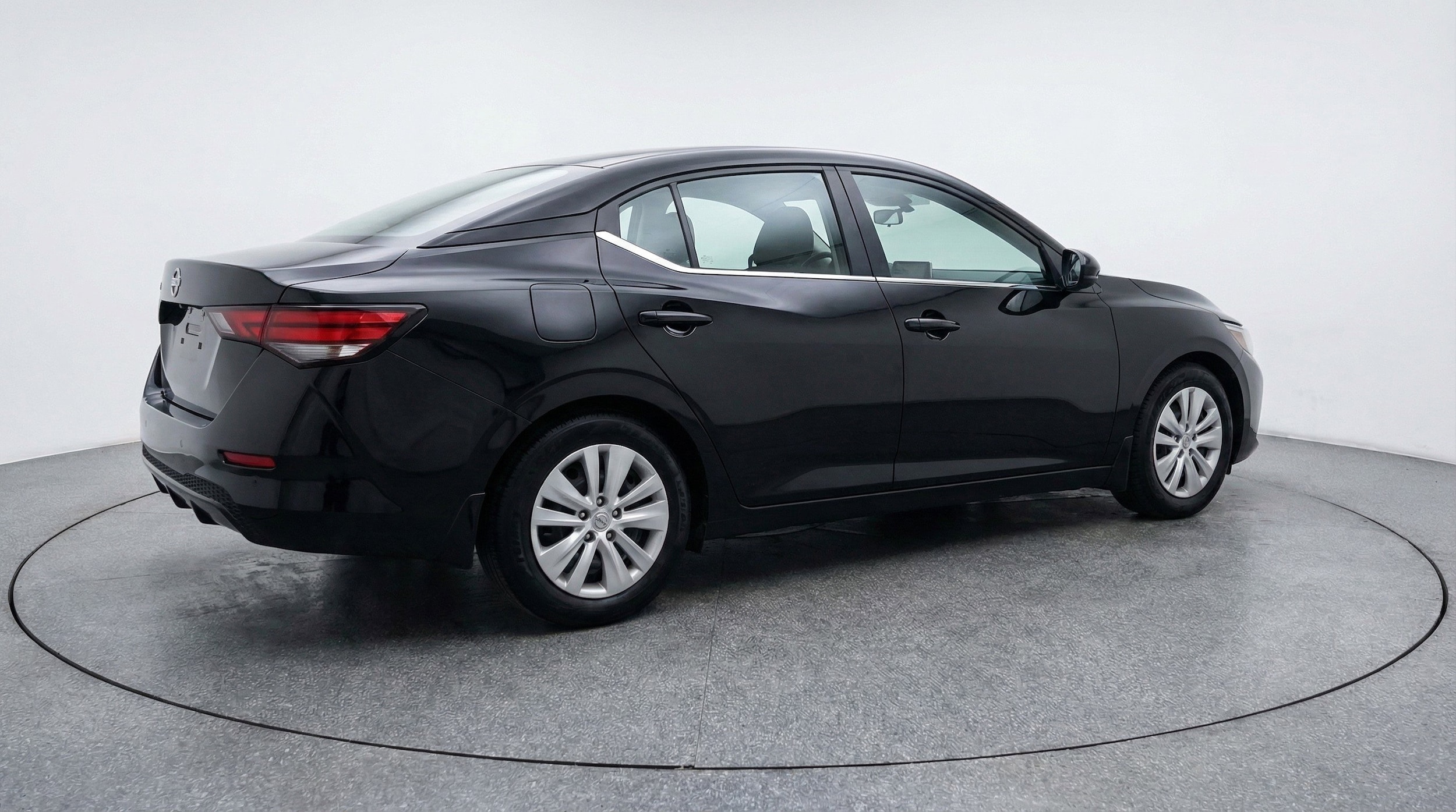 Thumbnail: 2025 Nissan Sentra - 9