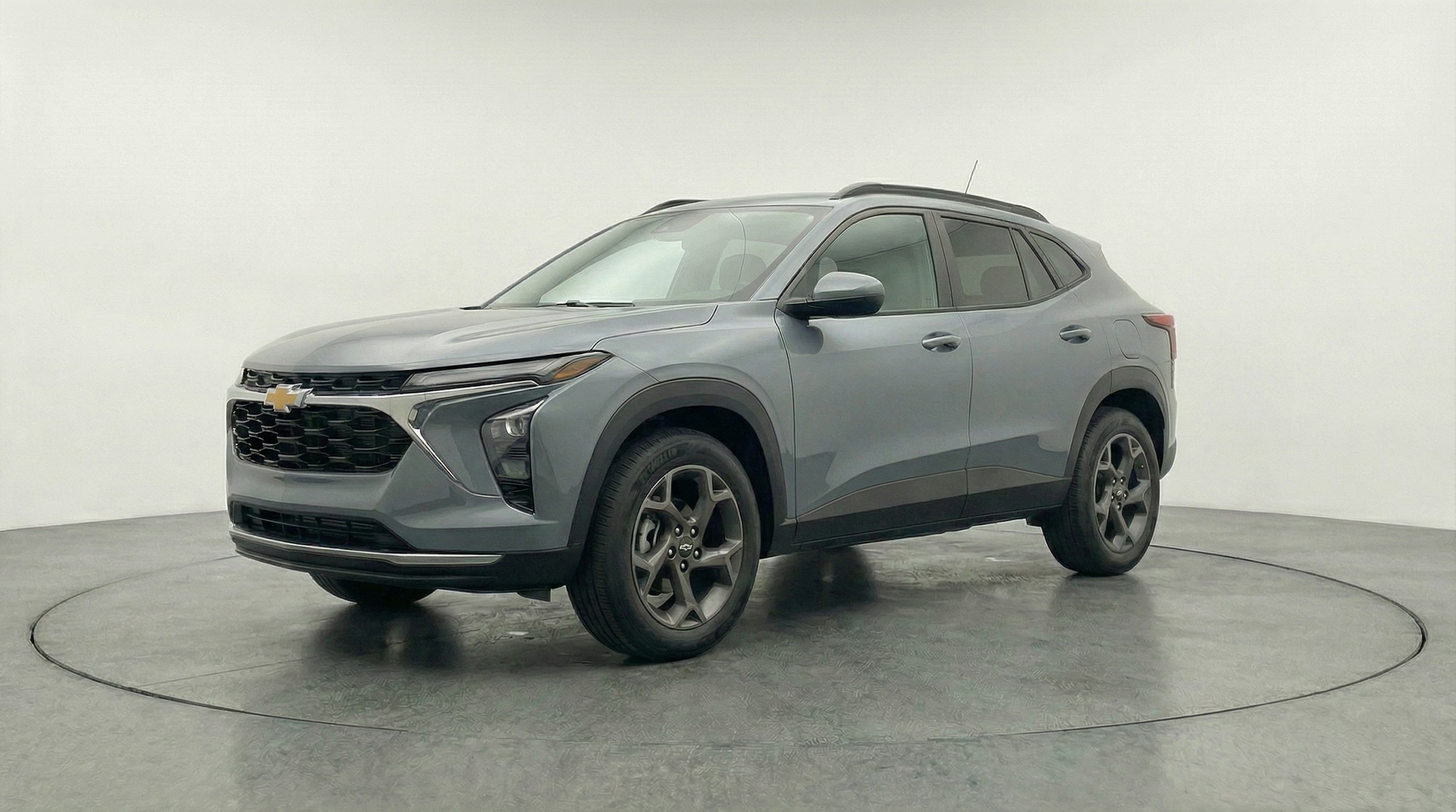 Thumbnail: 2025 Chevrolet Trax - 3