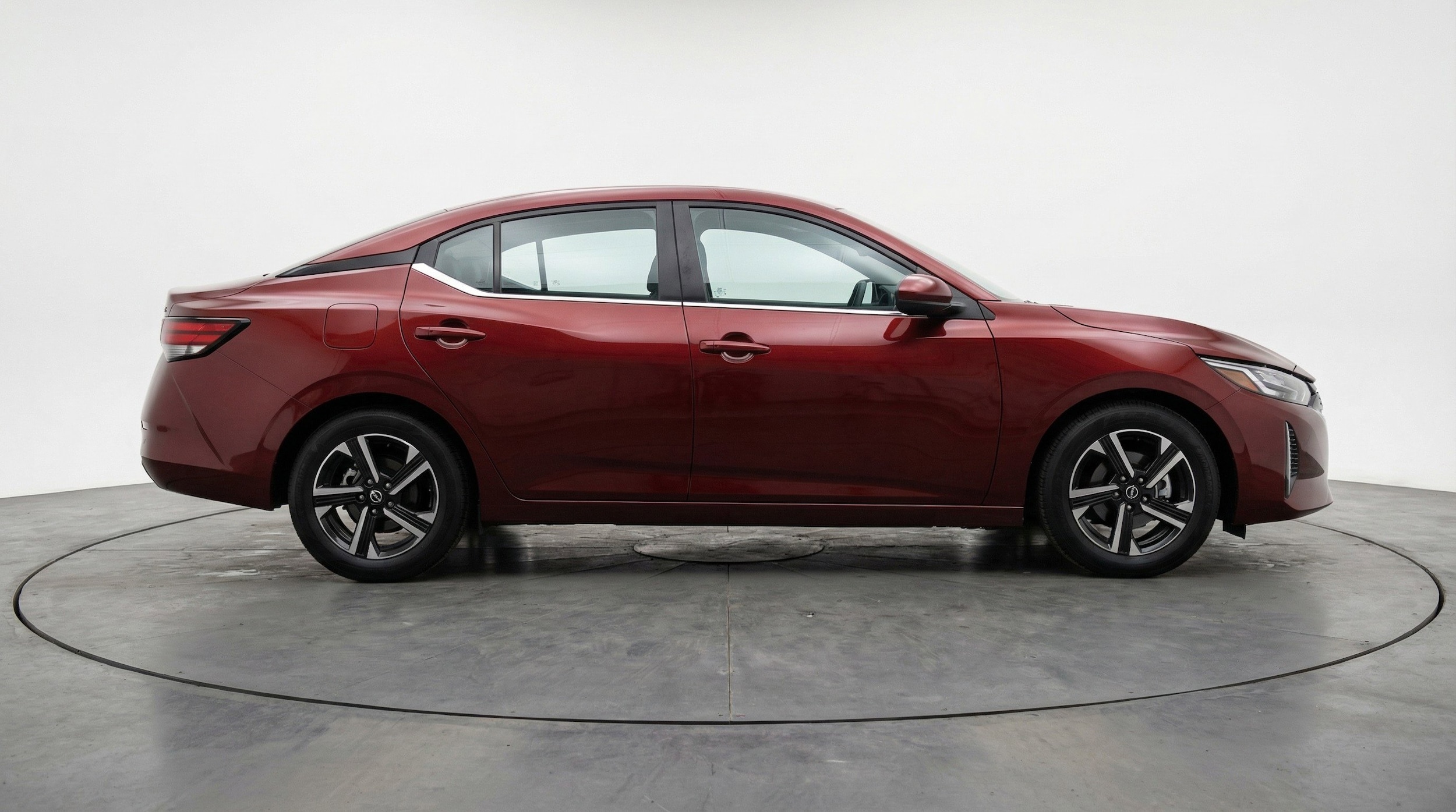 Thumbnail: 2025 Nissan Sentra - 11