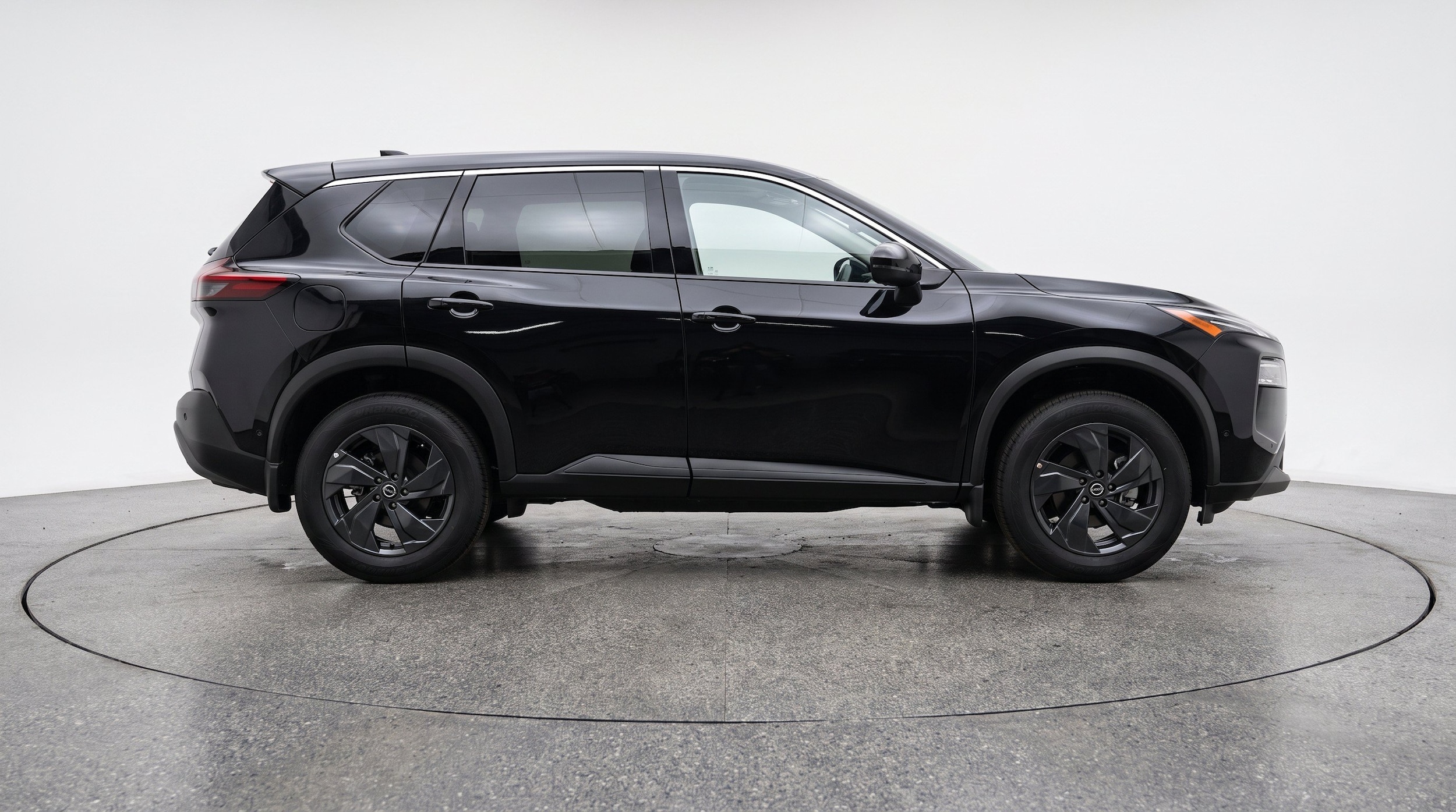 Thumbnail: 2026 Nissan Rogue - 10