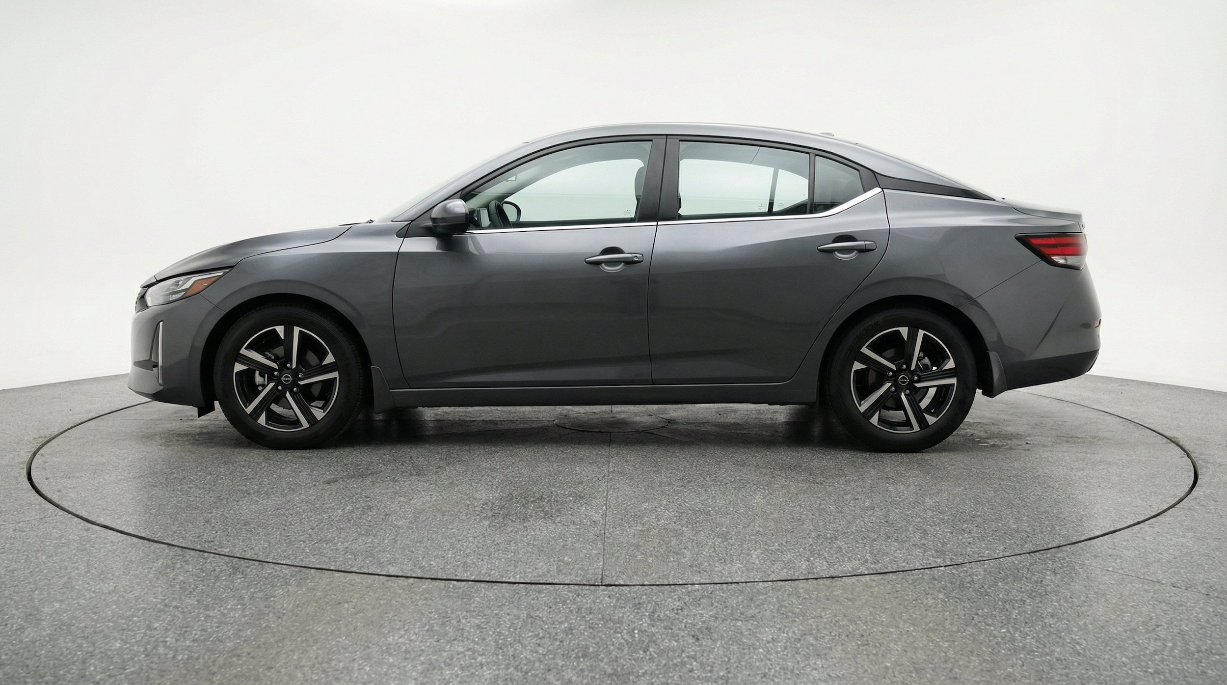Thumbnail: 2025 Nissan Sentra - 5