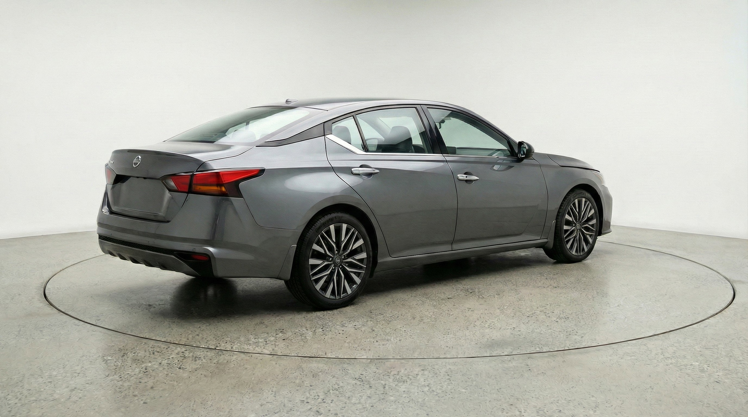 Thumbnail: 2025 Nissan Altima - 9